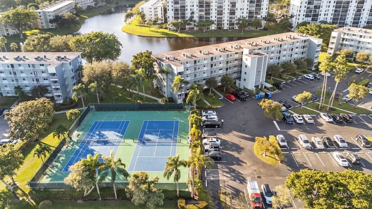 2220 N Cypress Bend Drive 410, Pompano Beach, FL 33069 — photo 25 of 27