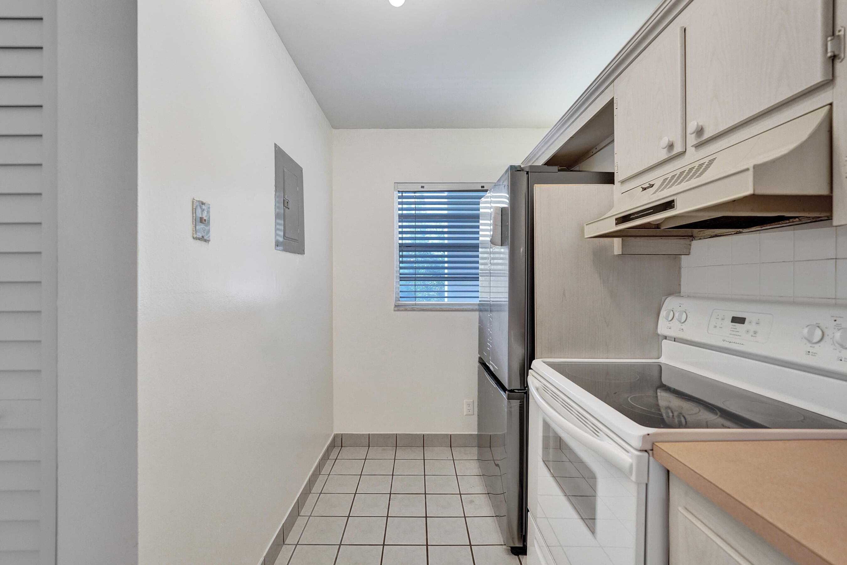 9470 Poinciana Place 308, Davie, FL 33324 — photo 11 of 53