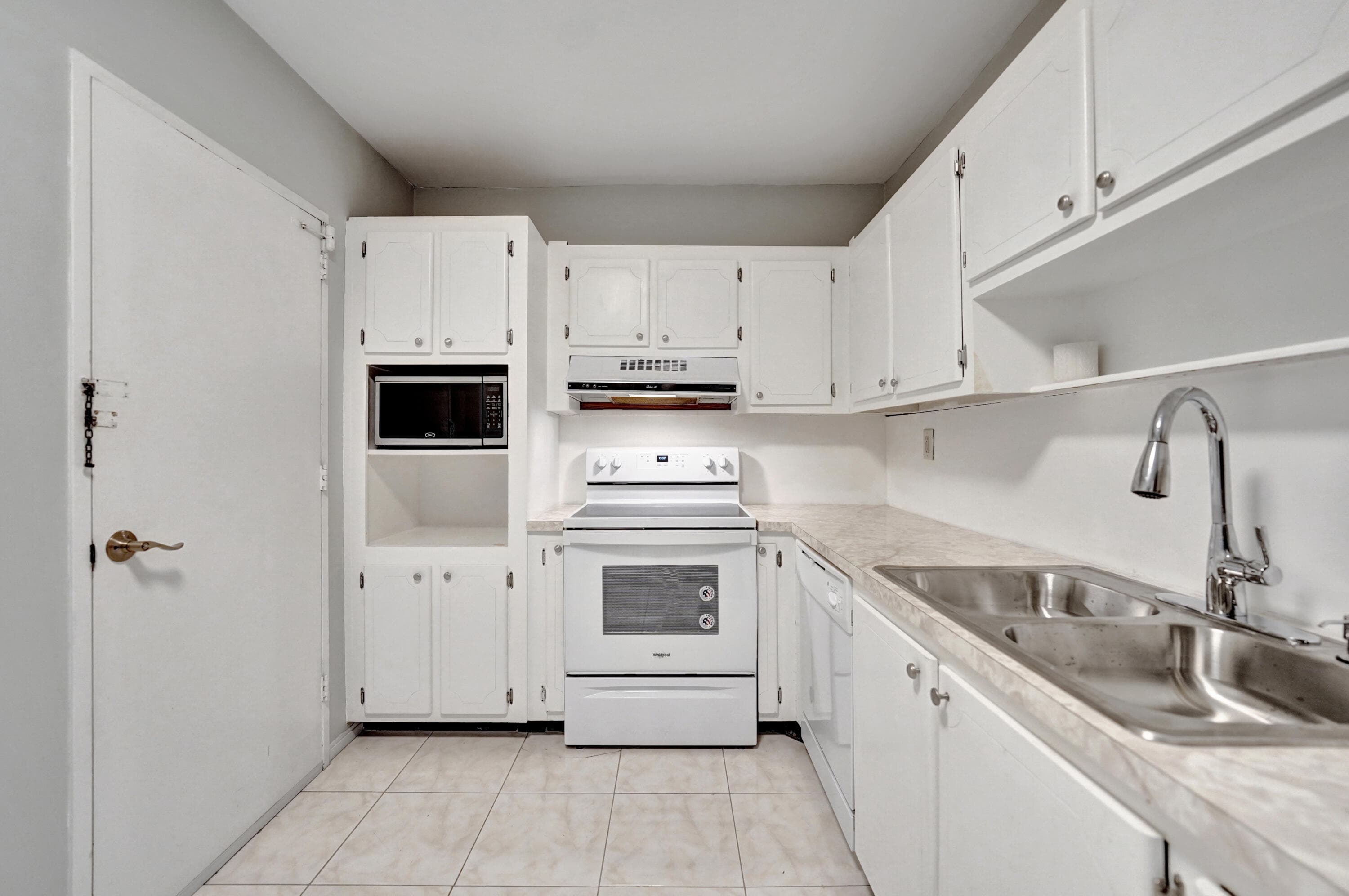 4250 Galt Ocean Drive 9c, Fort Lauderdale, FL 33308 — photo 21 of 45