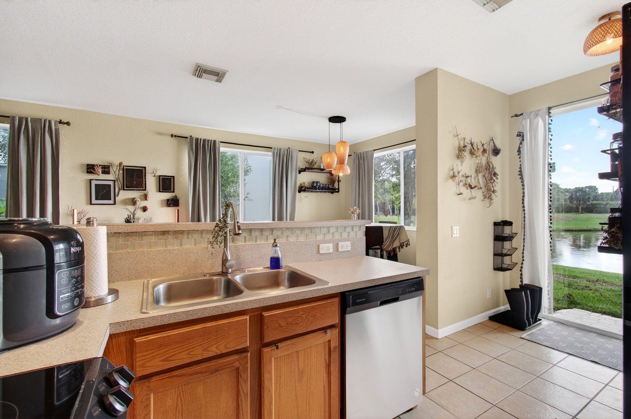 3167 Laurel Ridge Circle, Riviera Beach, FL 33404 — photo 25 of 94