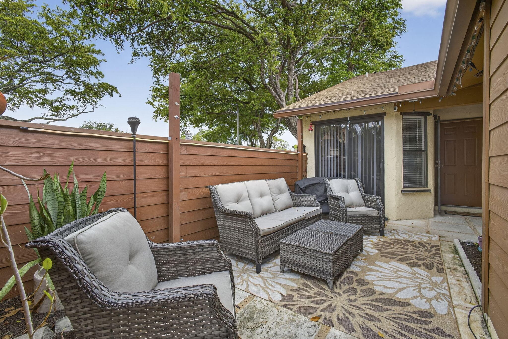 3807 Collinwood Lane, West Palm Beach, FL 33406 — photo 3 of 24