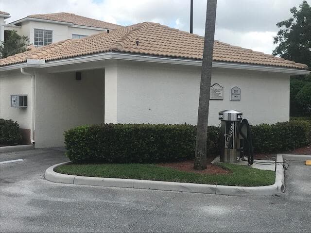 1101 Myrtlewood Circle E 101, Palm Beach Gardens, FL 33418 — photo 27 of 32