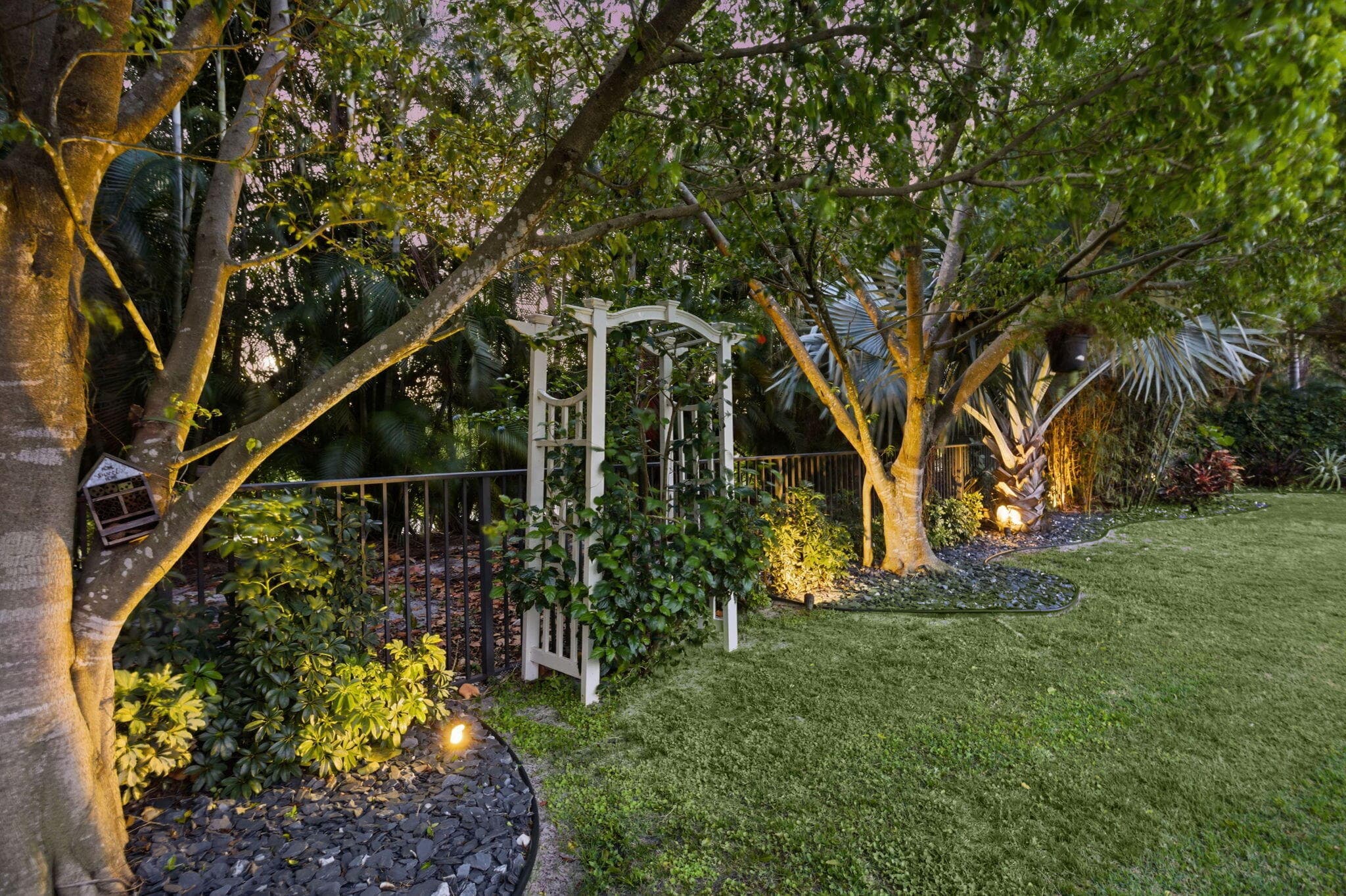 2001 Embassy Drive, West Palm Beach, FL 33401 — photo 47 of 64