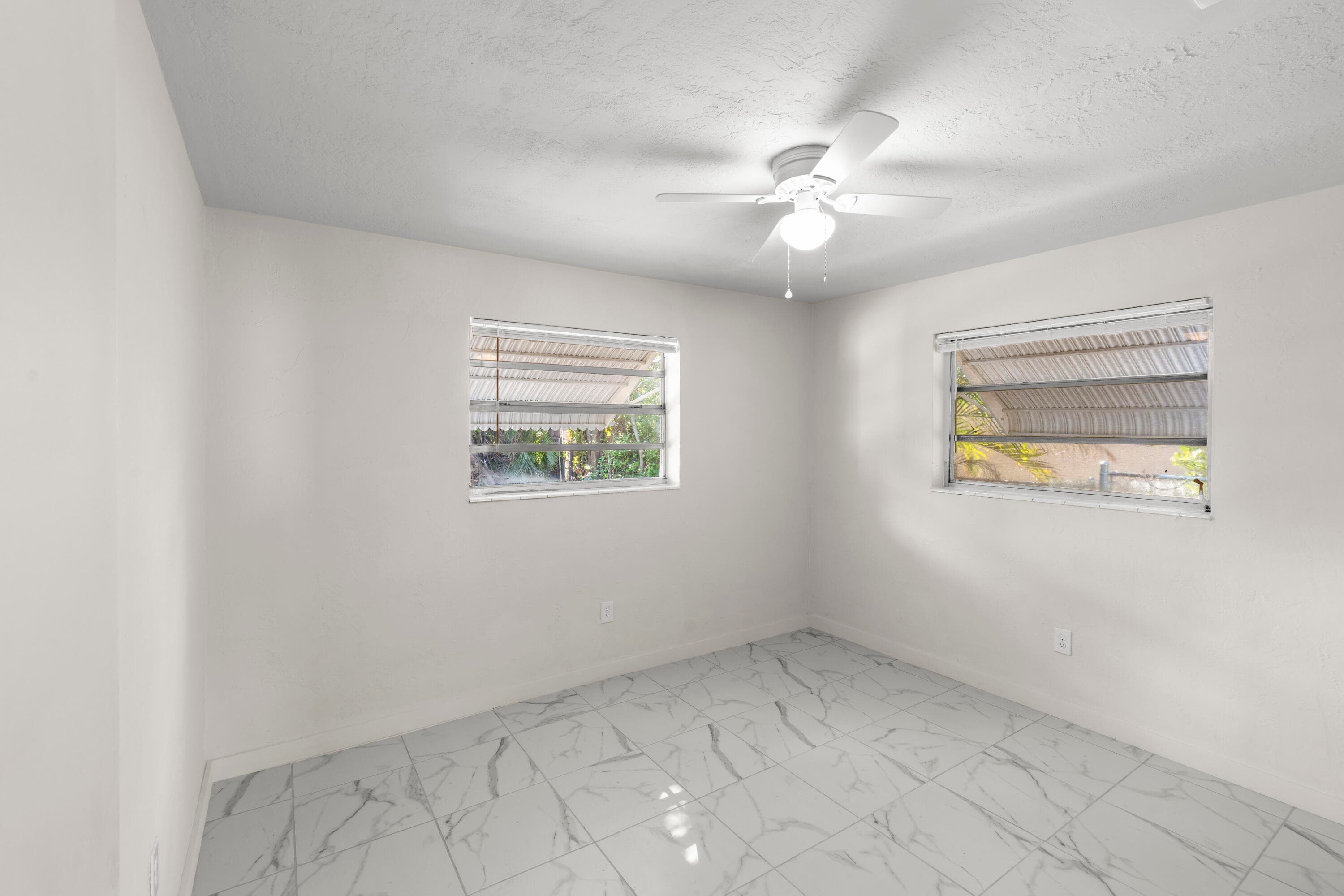 621 N 71st Avenue, Hollywood, FL 33024 — photo 20 of 26