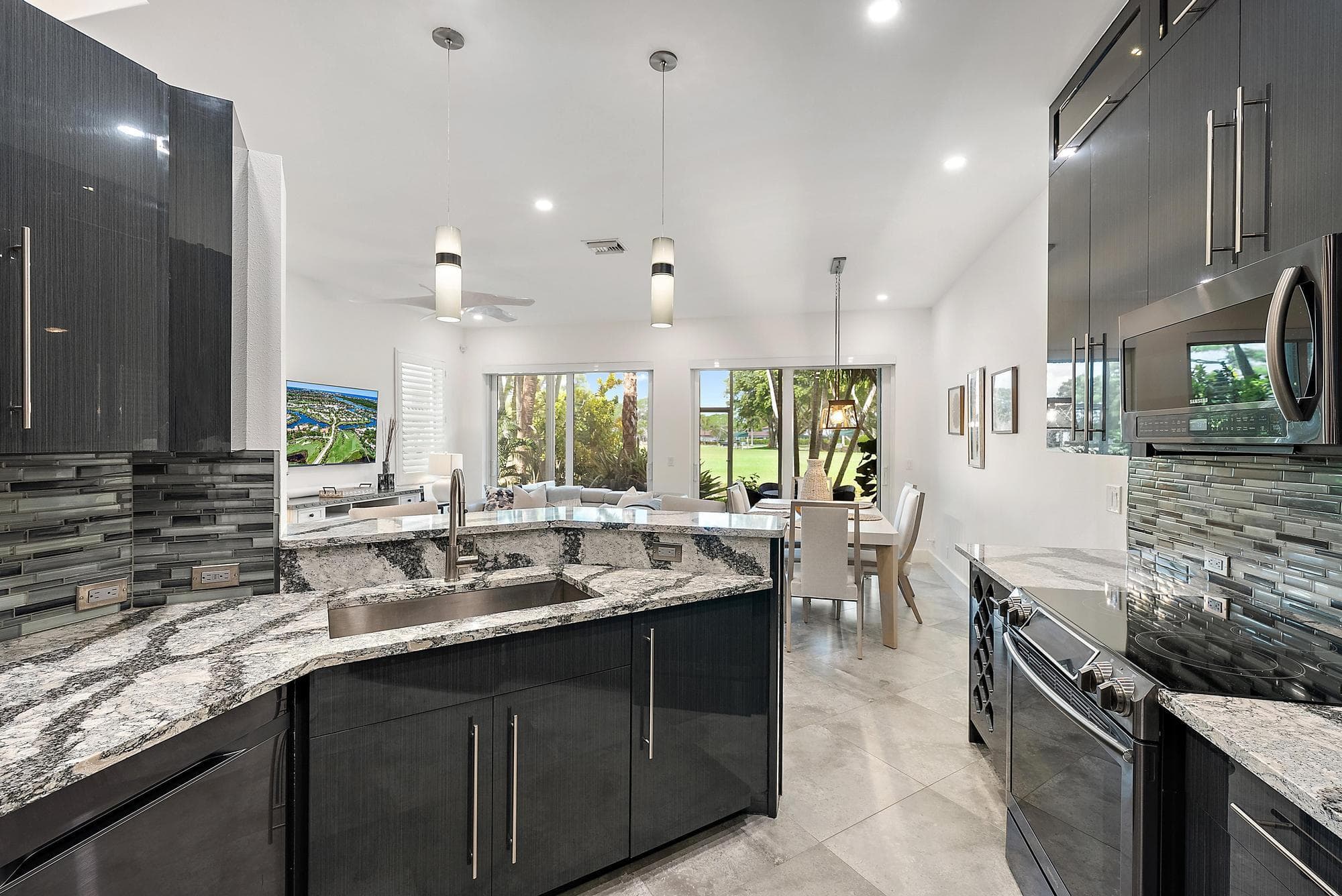 503 Resort Lane, Palm Beach Gardens, FL 33418 — photo 12 of 36