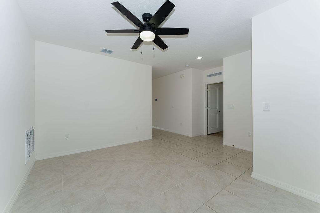 138 SW Carter Avenue, Port St. Lucie, FL 34983 — photo 18 of 85