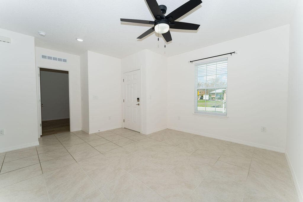 138 SW Carter Avenue, Port St. Lucie, FL 34983 — photo 19 of 85