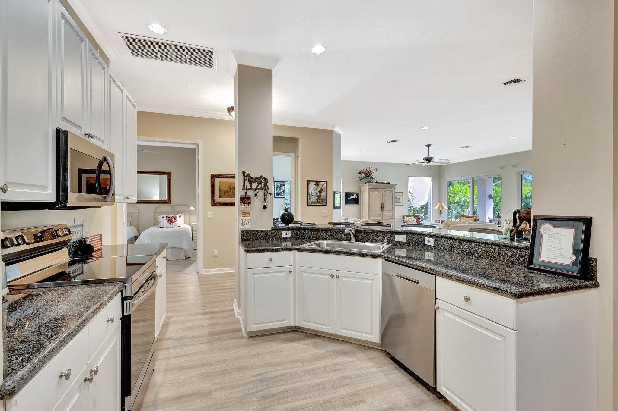 2941 Twin Oaks Way, Wellington, FL 33414 — photo 6 of 29