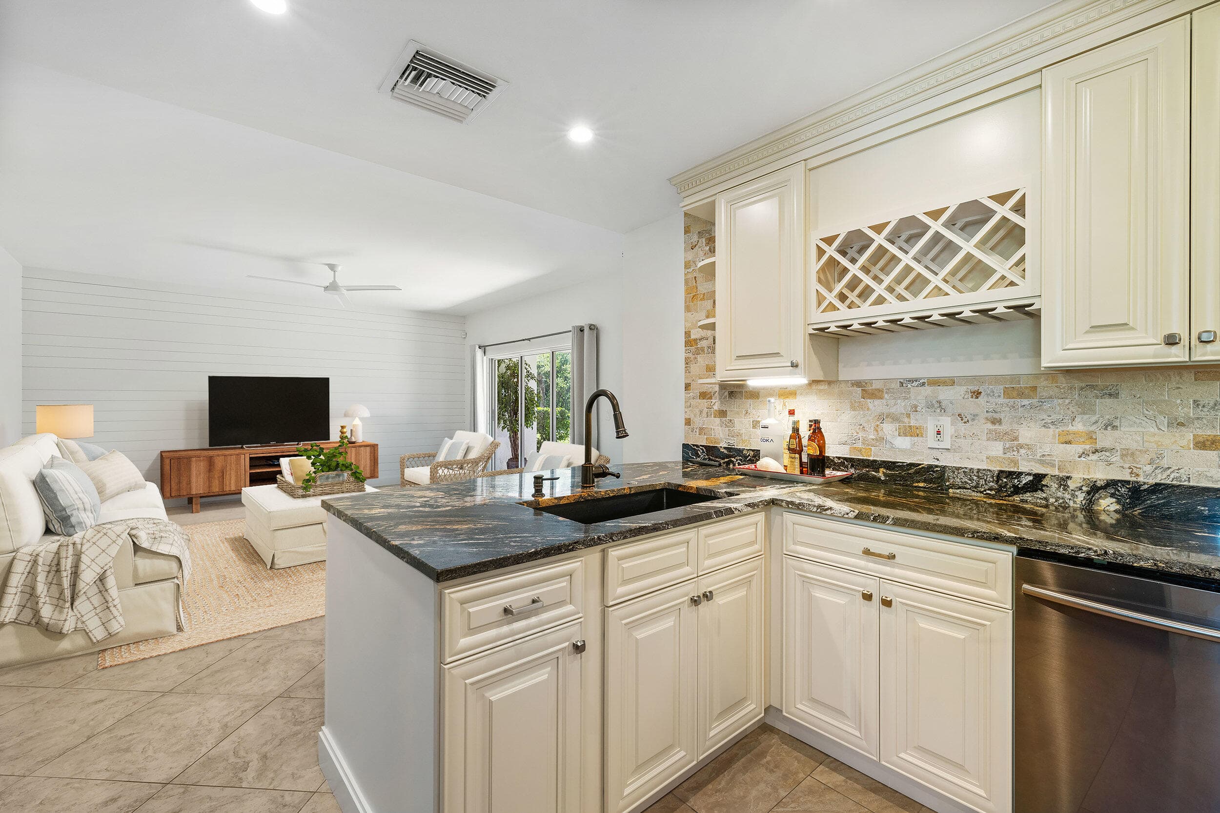 2703 N Fairway Dr Drive N, Jupiter, FL 33477 — photo 4 of 11