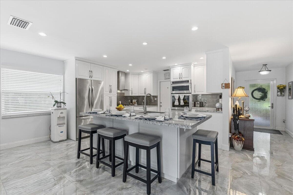 14550 SW 24th Street, Davie, FL 33325 — photo 8 of 47