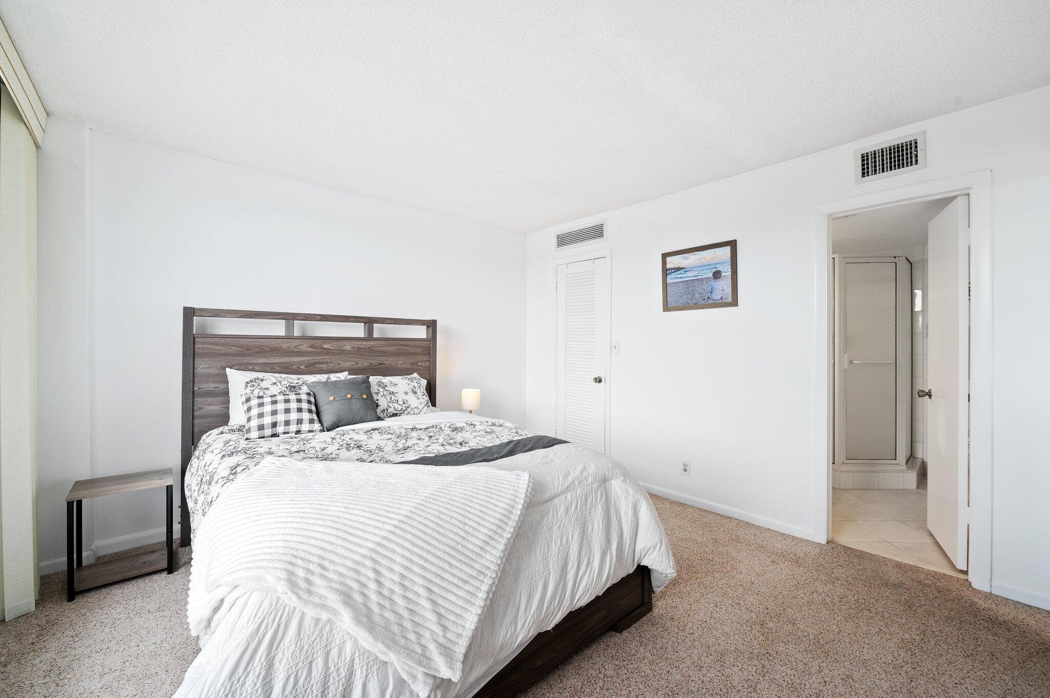 1050 Hillsboro Mile Unit 203w, Hillsboro Beach, FL 33062 — photo 20 of 30