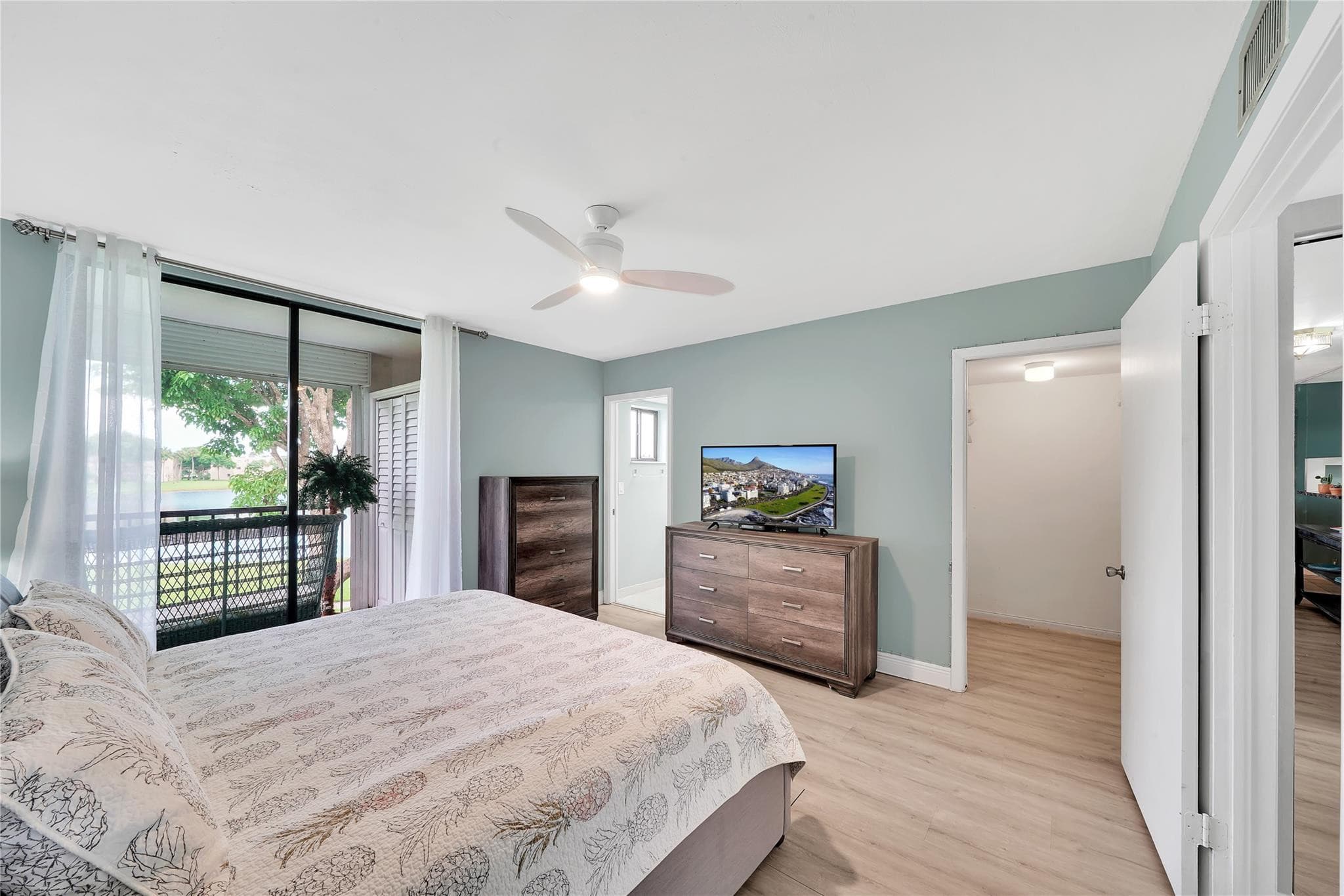 5250 Las Verdes Circle 212, Delray Beach, FL 33484 — photo 15 of 34
