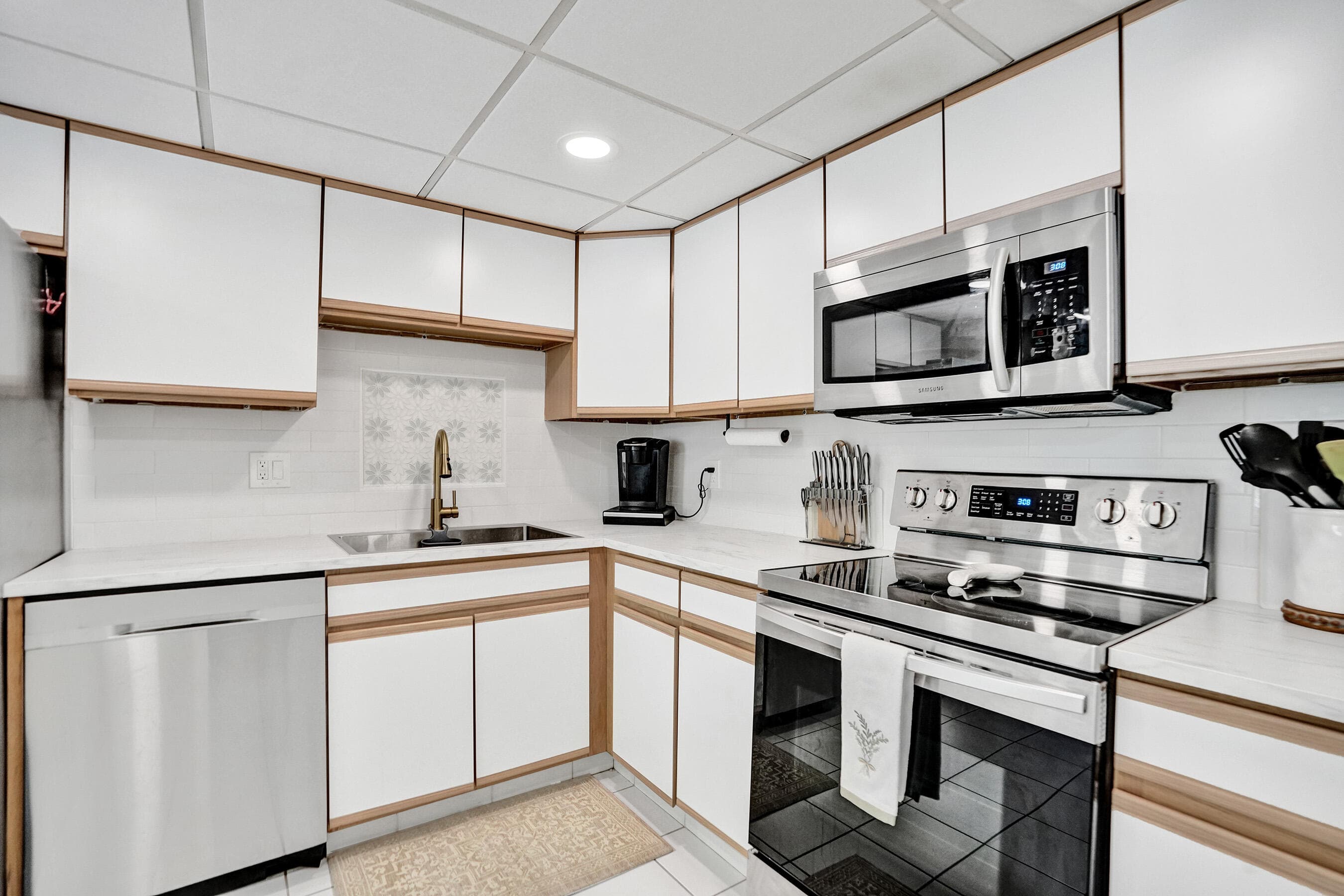 4200 Oaks Terrace 203, Pompano Beach, FL 33069 — photo 12 of 49