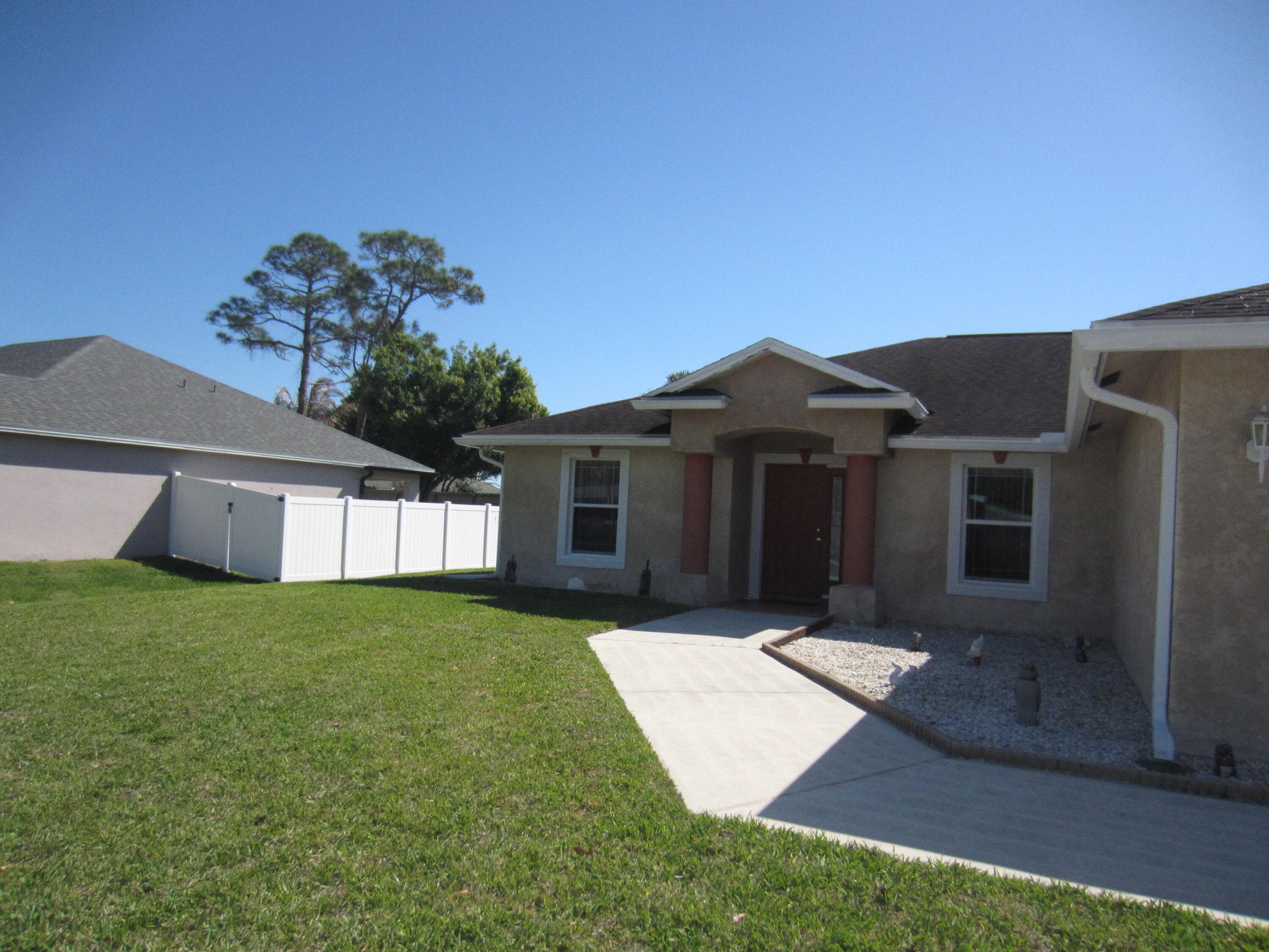 4702 Seagrape Drive, Fort Pierce, FL 34982 — photo 2 of 23