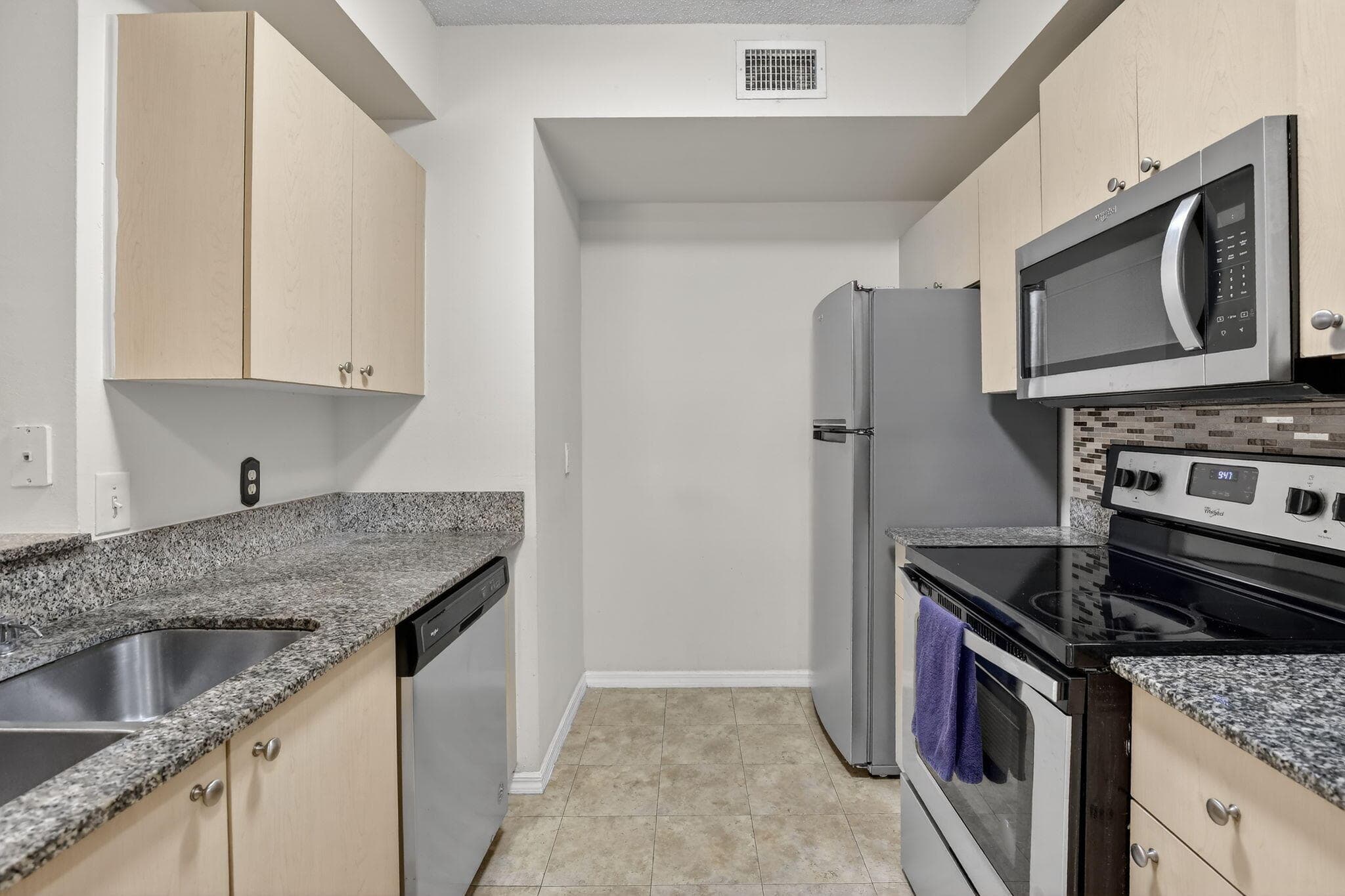 2486 Centergate Drive 204, Miramar, FL 33025 — photo 8 of 32