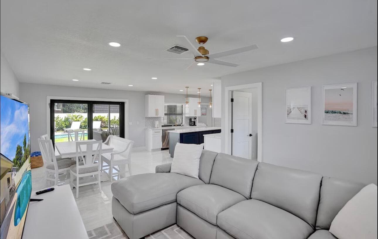 521 Curlew Road, Delray Beach, FL 33444 — photo 6 of 24