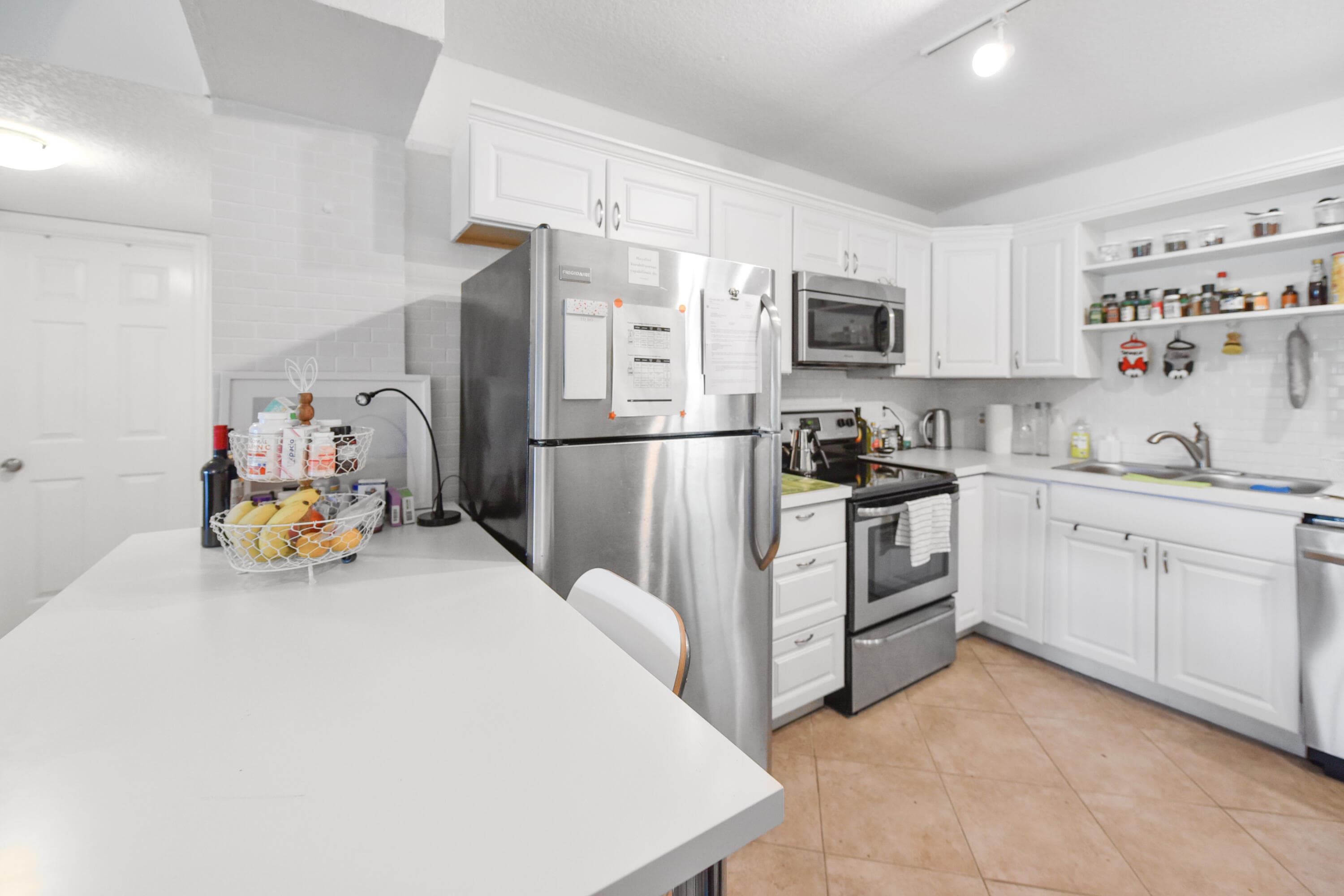 2600 Greenwood Terrace 107, Boca Raton, FL 33431 — photo 6 of 33