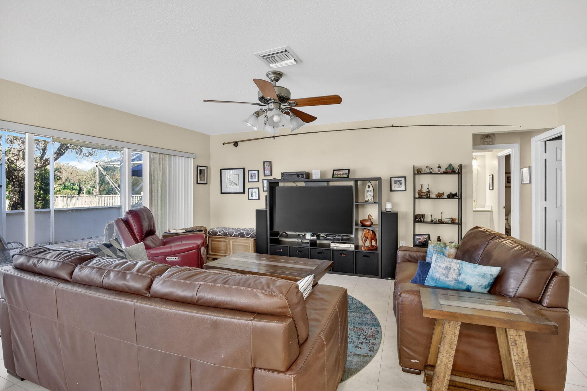 1294 NW 168th Avenue, Pembroke Pines, FL 33028 — photo 15 of 116