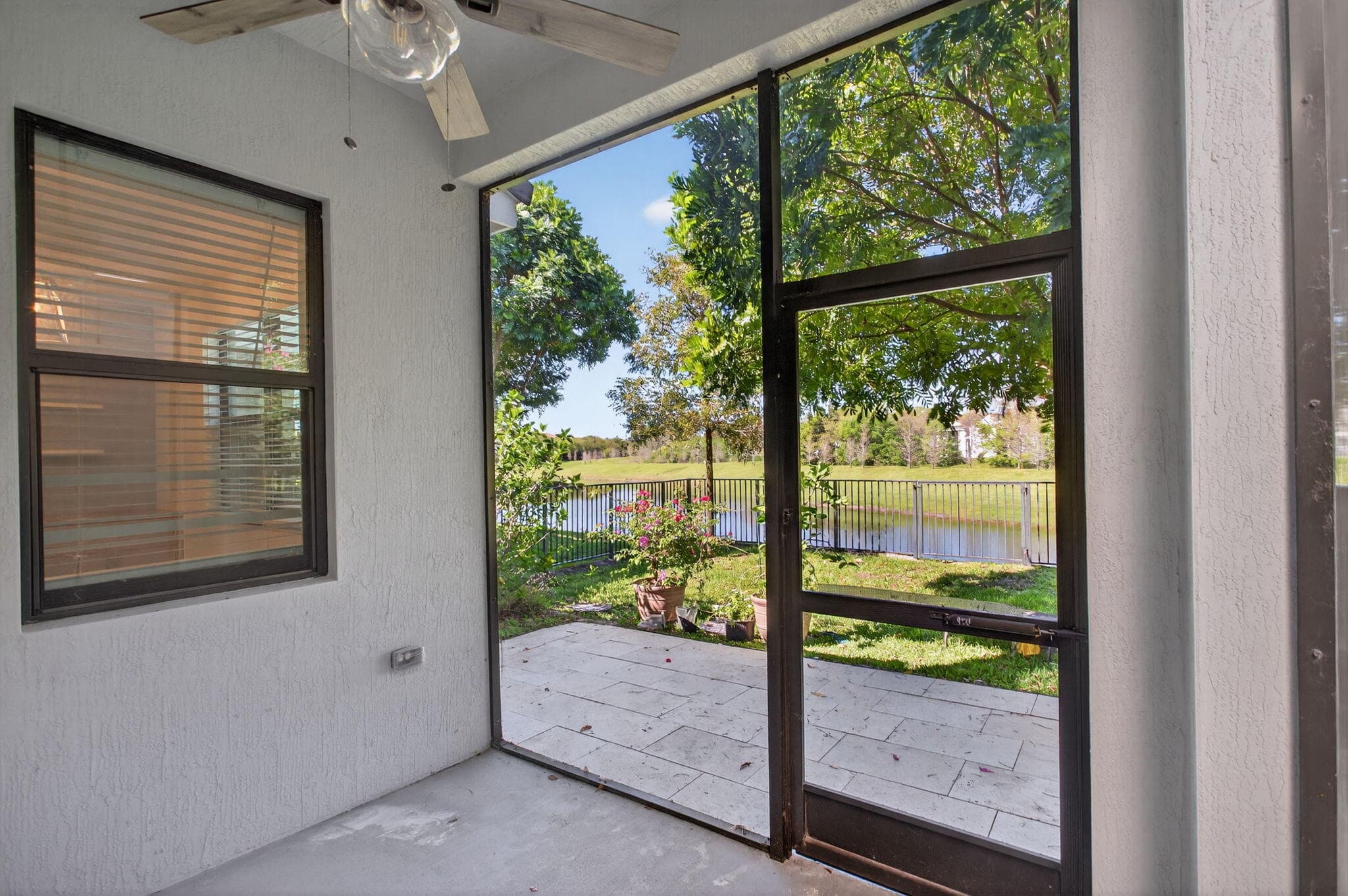 325 NW 33rd Lane, Pompano Beach, FL 33069 — photo 35 of 61