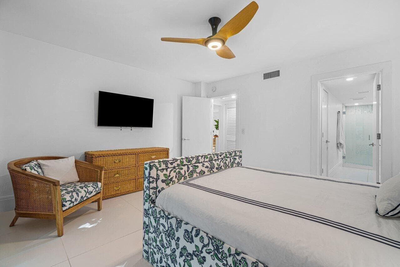 226 Brazilian Avenue 1a, Palm Beach, FL 33480 — photo 21 of 28