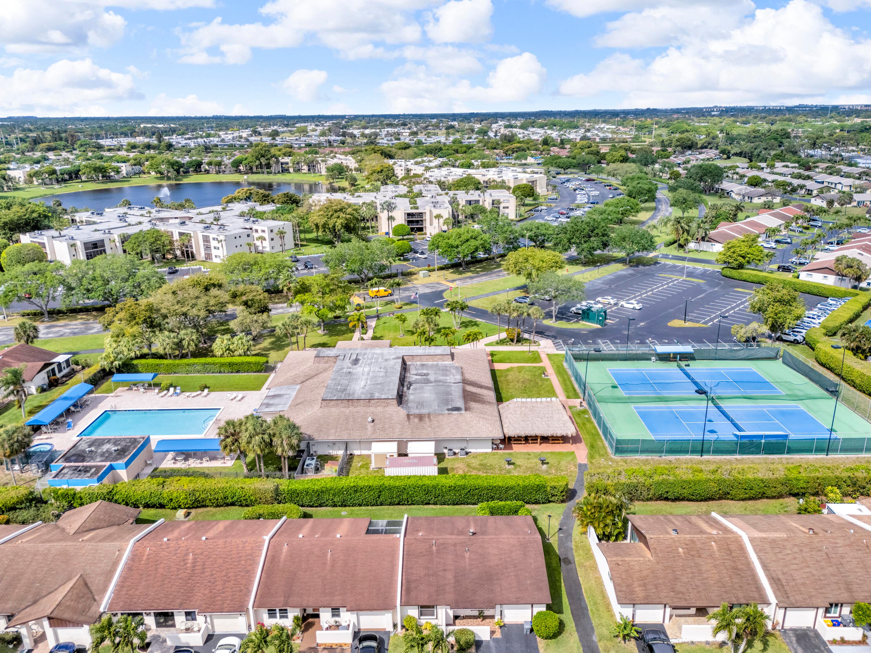 5190 Las Verdes Circle 315, Delray Beach, FL 33484 — photo 1 of 11