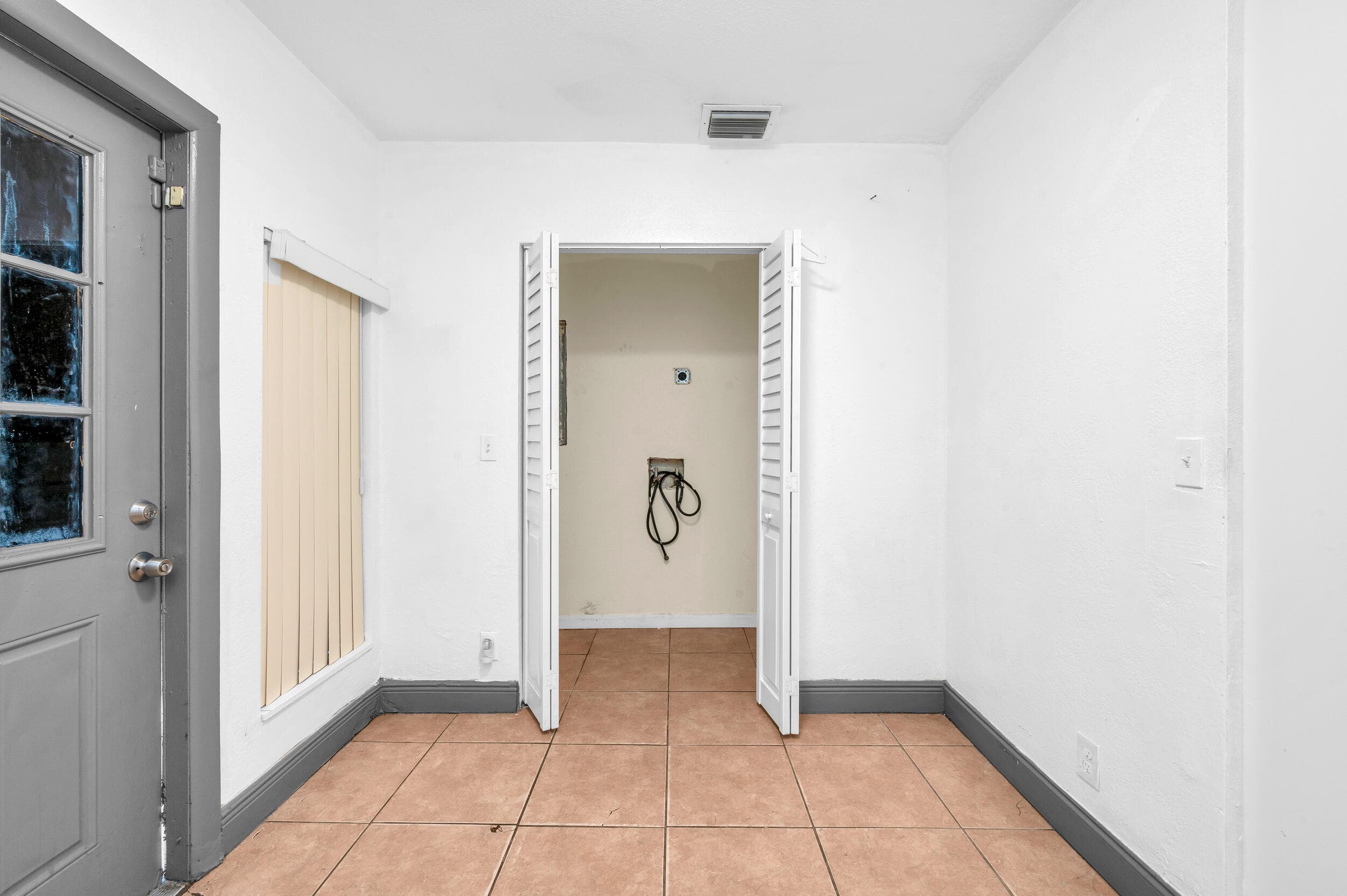 124 SW 10th Avenue, Boynton Beach, FL 33435 — photo 15 of 19