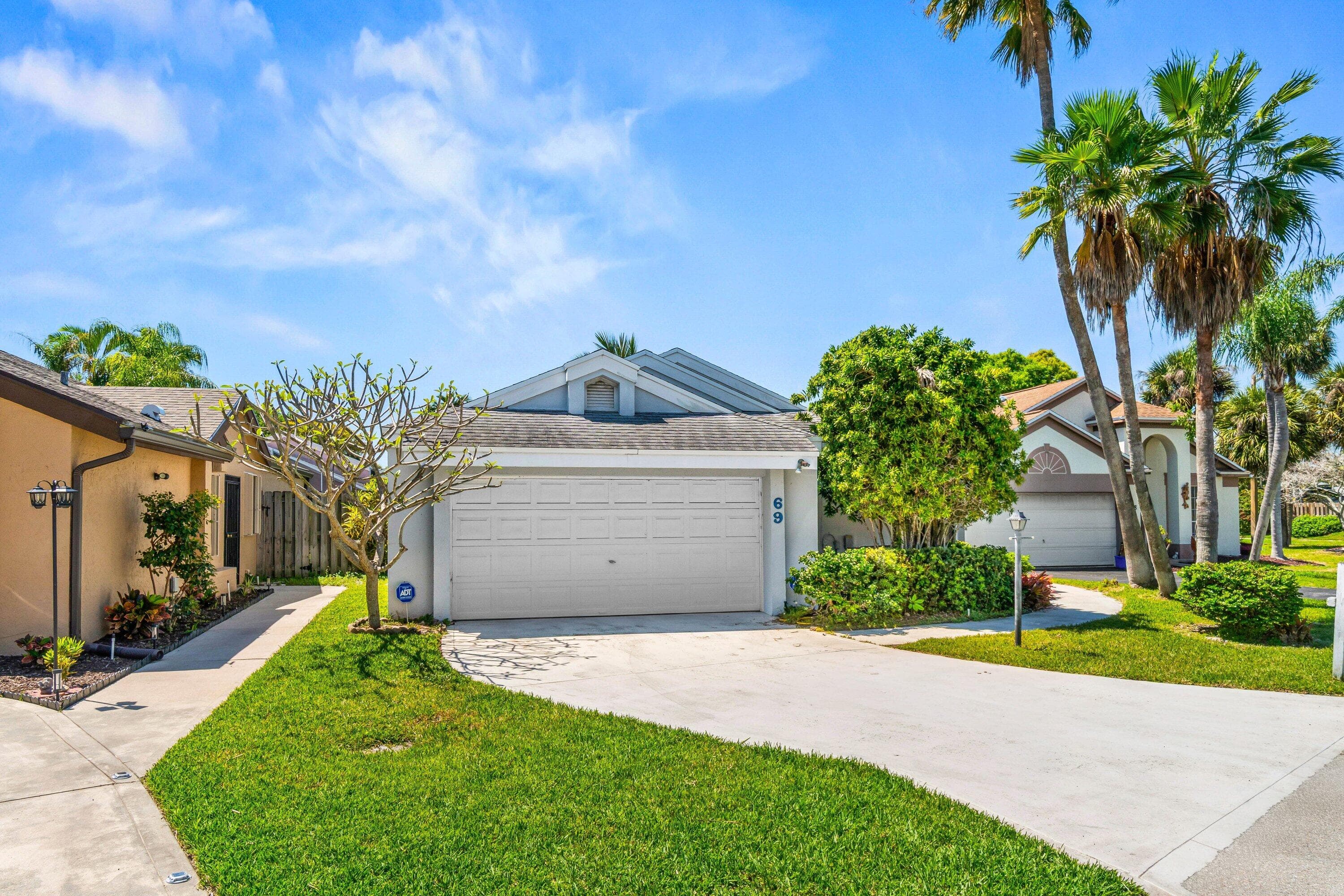 69 King Fisher Way, Boynton Beach, FL 33436 — photo