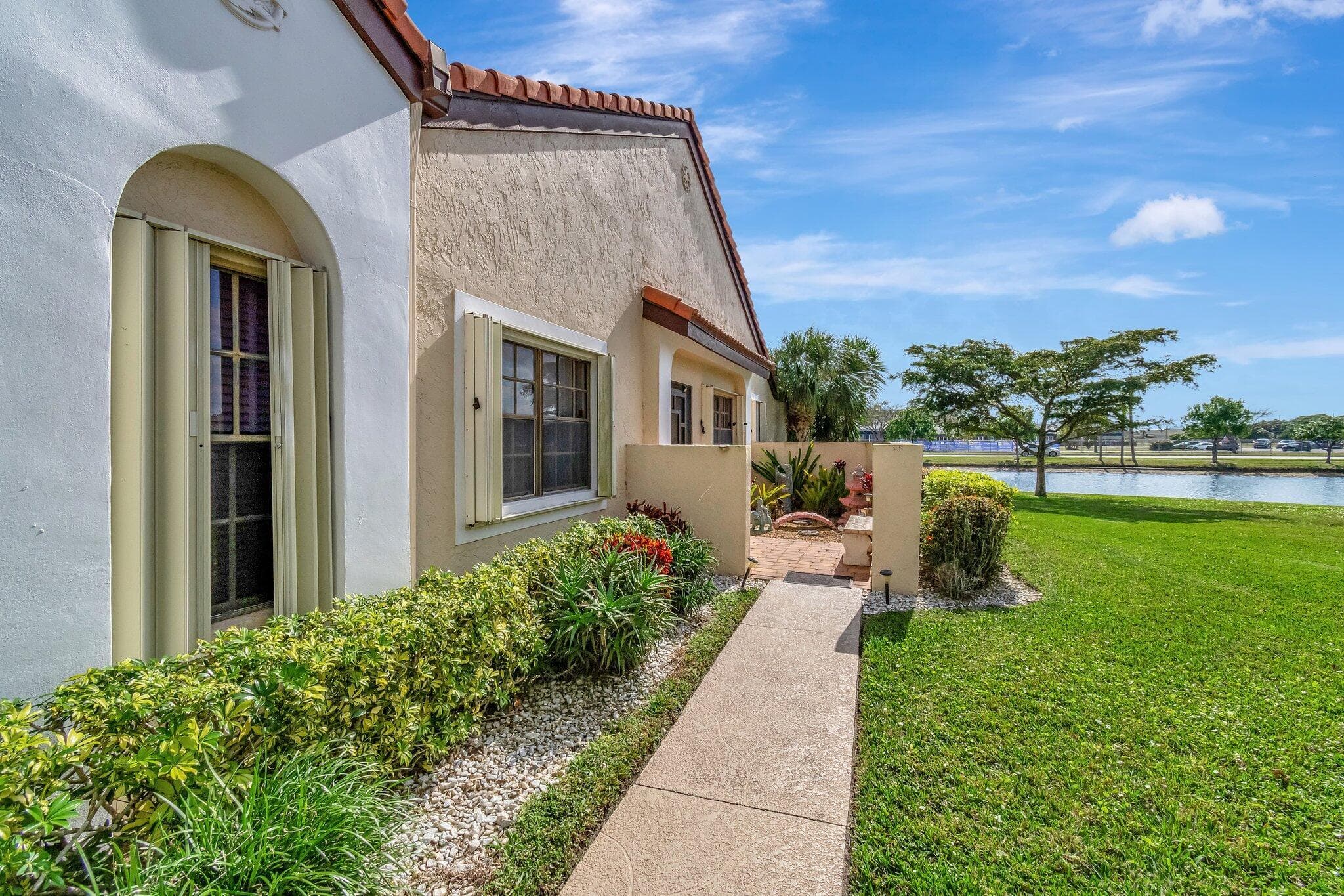 8240 Waterline Drive, Boynton Beach, FL 33472 — photo 2 of 47