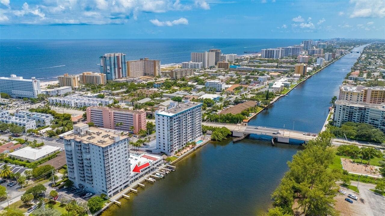 1505 N Riverside Drive 404, Pompano Beach, FL 33062 — photo 2 of 22