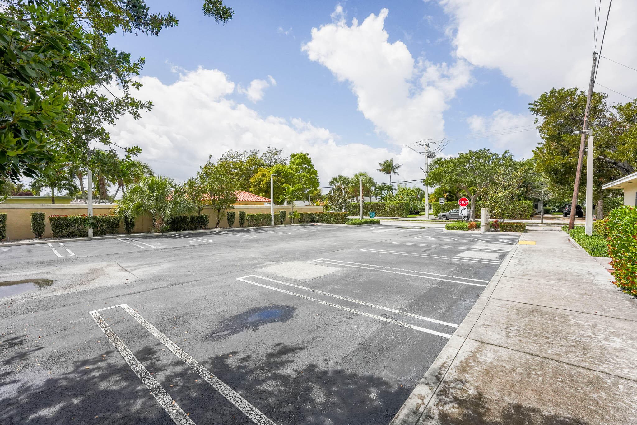 912 SE 4th Street, Boynton Beach, FL — photo 5 of 42