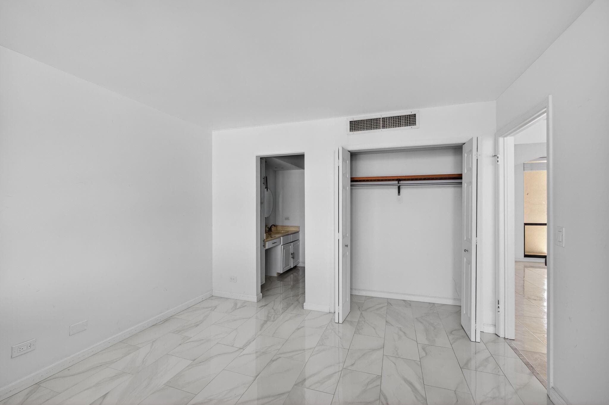 134 Lakeshore Drive T14, North Palm Beach, FL 33408 — photo 10 of 17