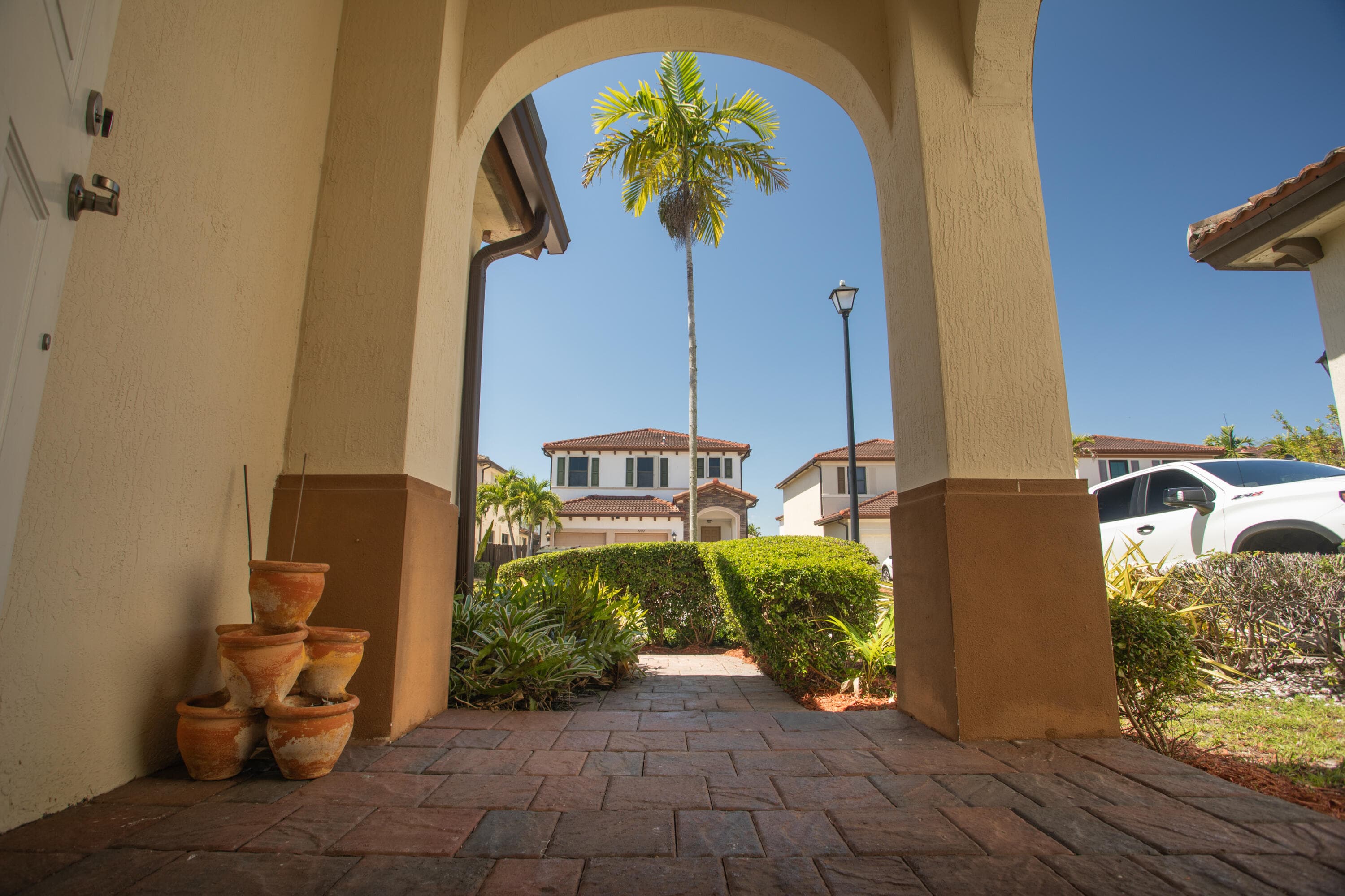 22751 SW 92nd Place, Cutler Bay, FL 33189 — photo 13 of 117