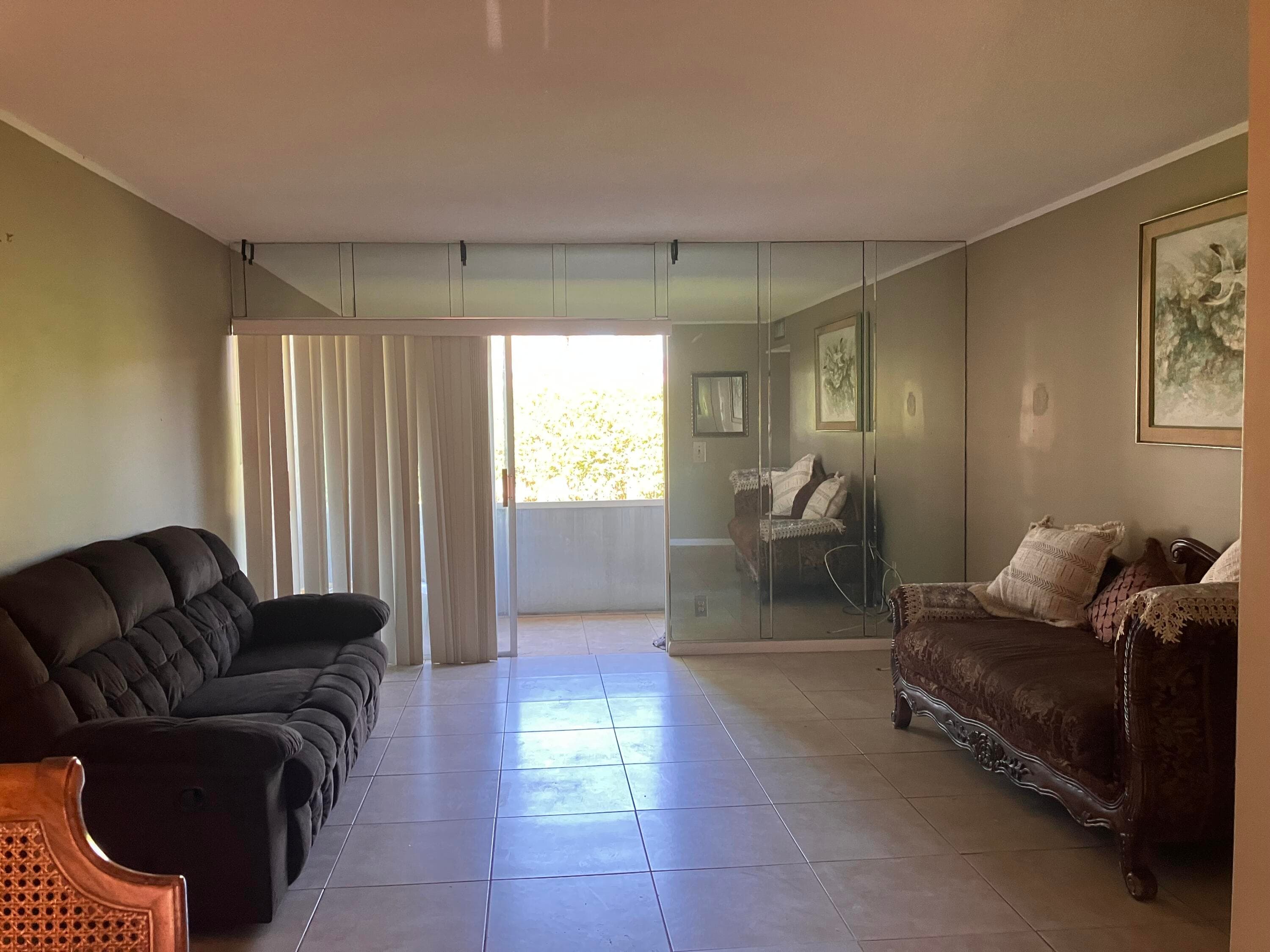 17 Golfs Edge D, West Palm Beach, FL 33417 — photo 2 of 19