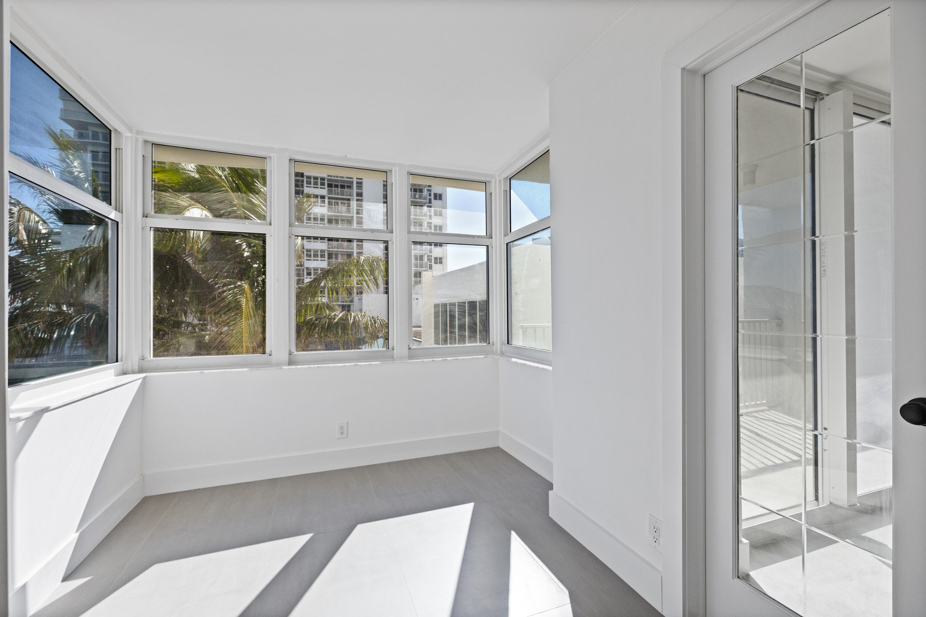 1360 S Ocean Boulevard 403, Pompano Beach, FL 33062 — photo 20 of 37