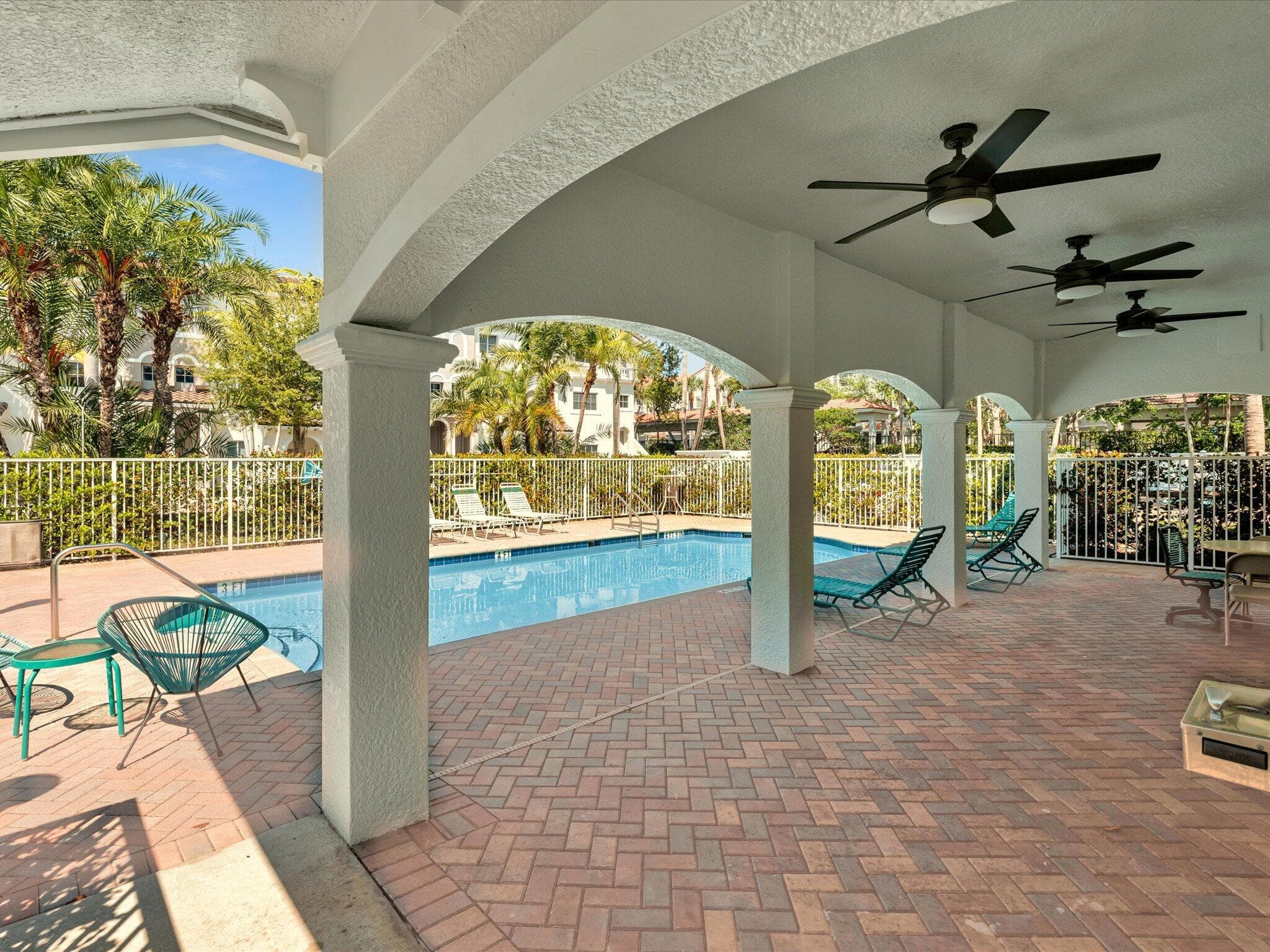 513 Bayfront Drive, Boynton Beach, FL 33435 — photo 4 of 56