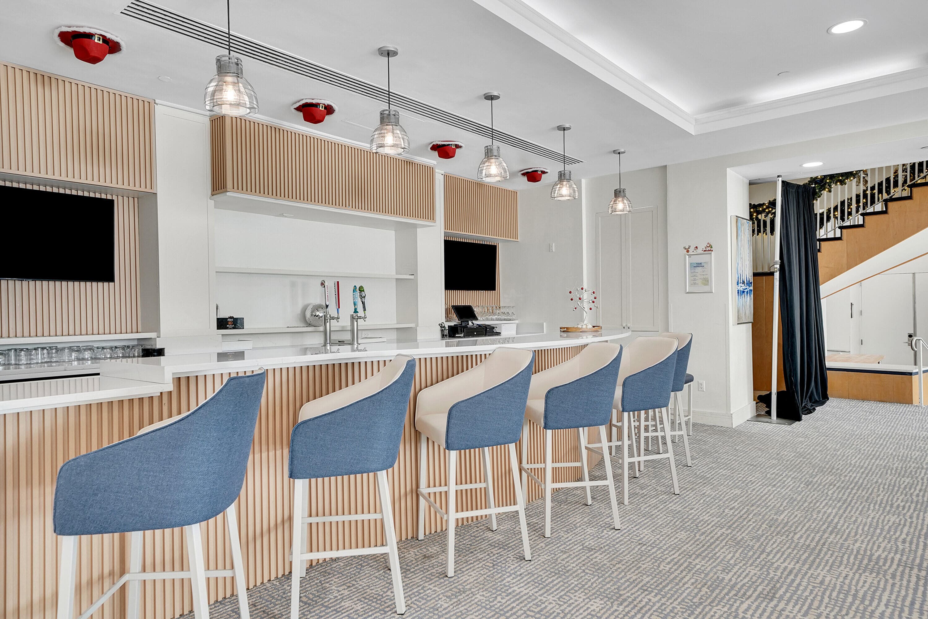2670 E Sunrise Boulevard 703, Fort Lauderdale, FL 33304 — photo 8 of 35