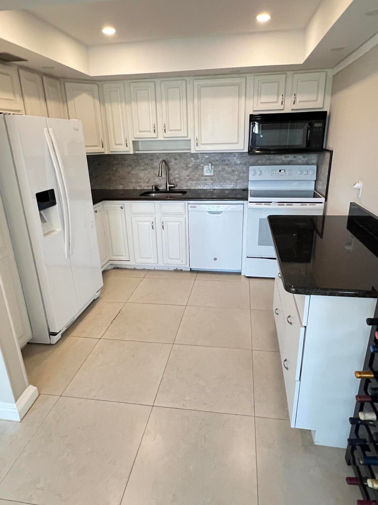 413 Greenbrier A, West Palm Beach, FL 33417 — photo 2 of 39