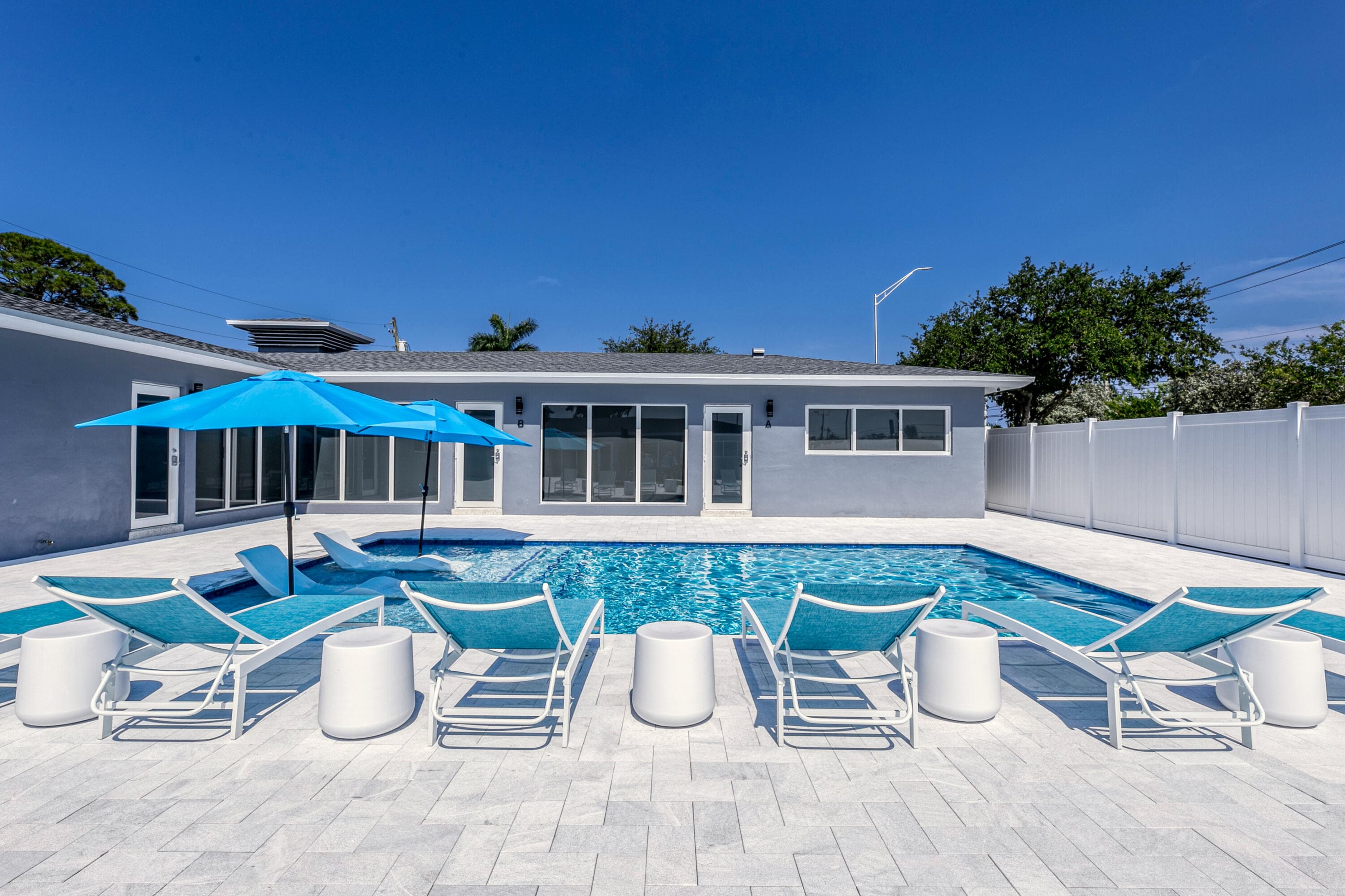 2009 NE 26th Street, Wilton Manors, FL 33305 — photo 5 of 63