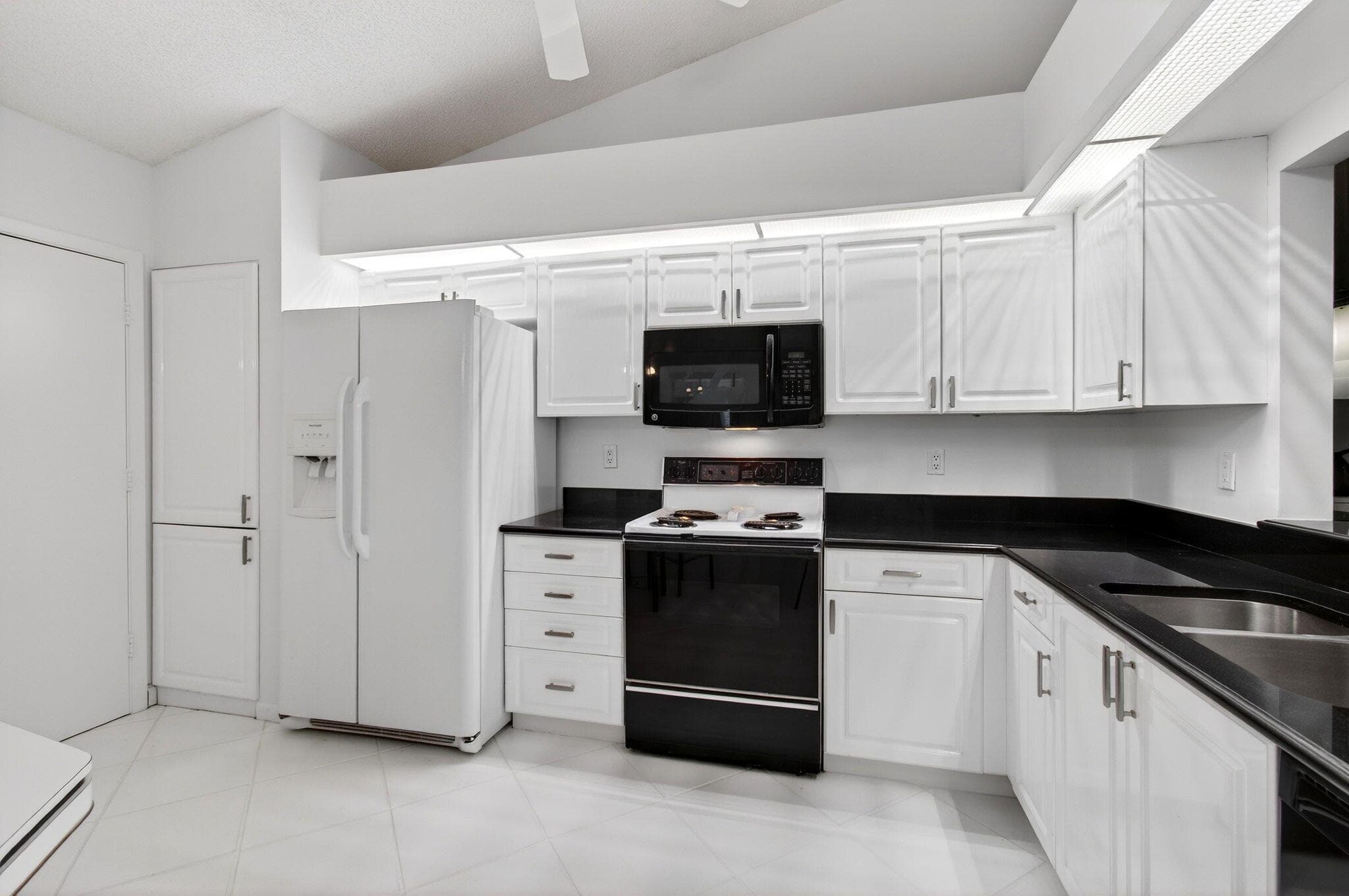 14492 Via Royale, Delray Beach, FL 33446 — photo 17 of 54