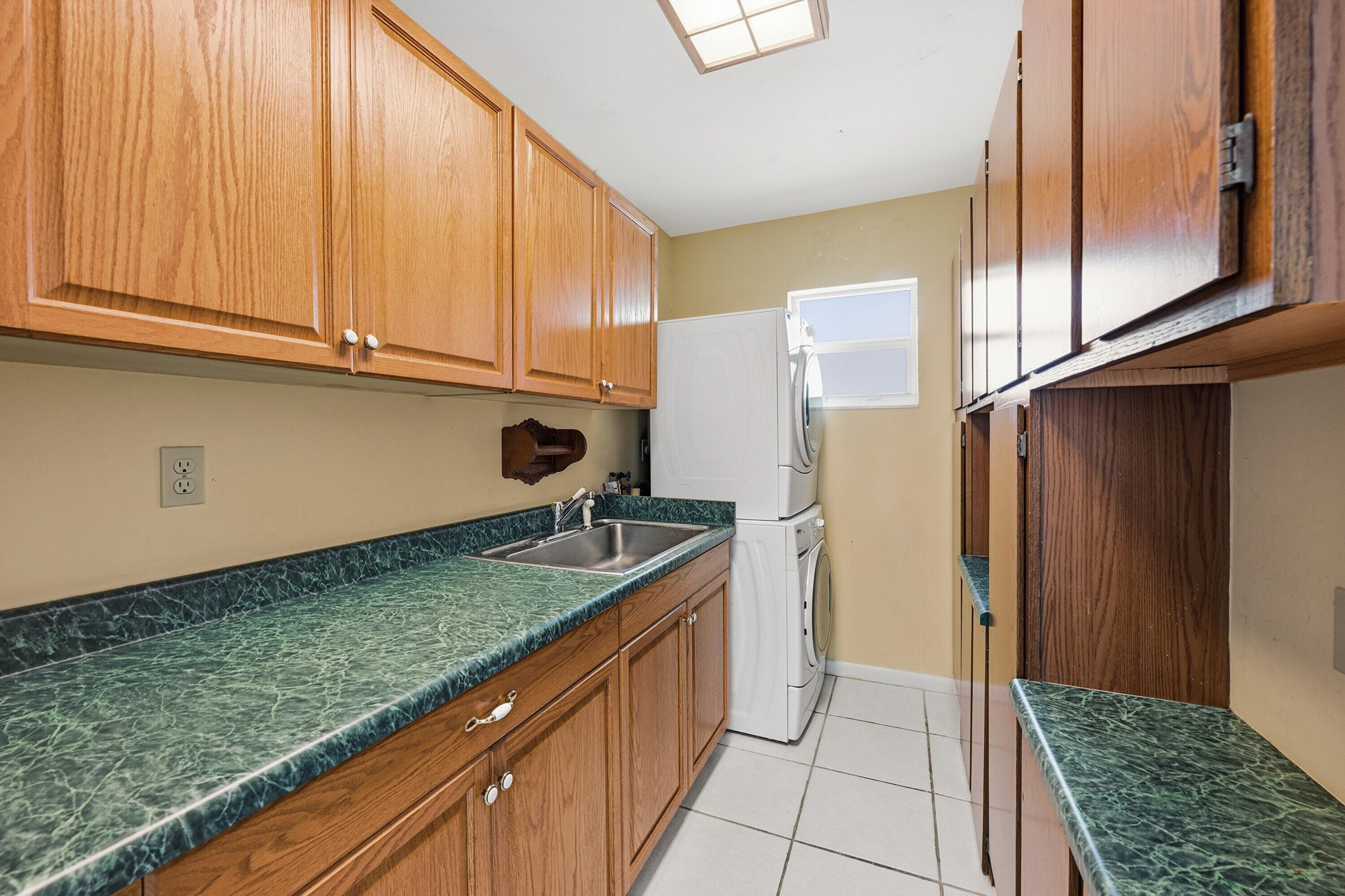 2810 NE 52nd Street, Fort Lauderdale, FL 33308 — photo 39 of 54