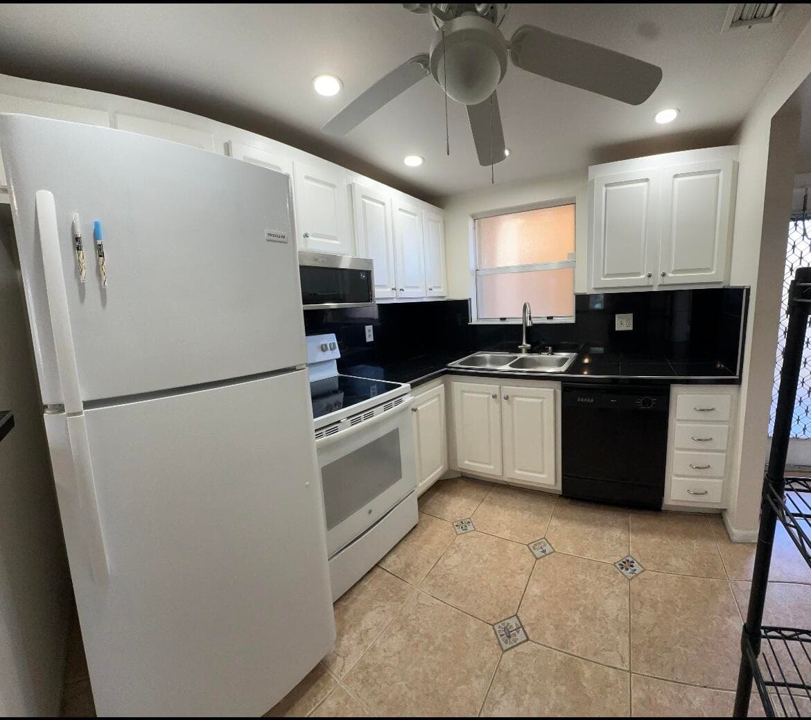 6770 Royal Palm Boulevard 207l, Margate, FL 33063 — photo 7 of 22