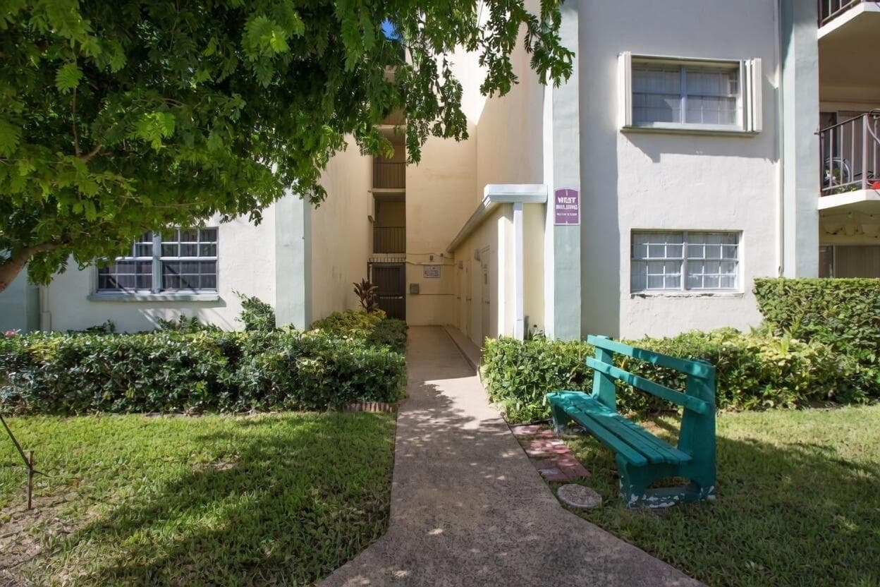 8101 SW 72nd Avenue 118w, Miami, FL 33143 — photo 6 of 9