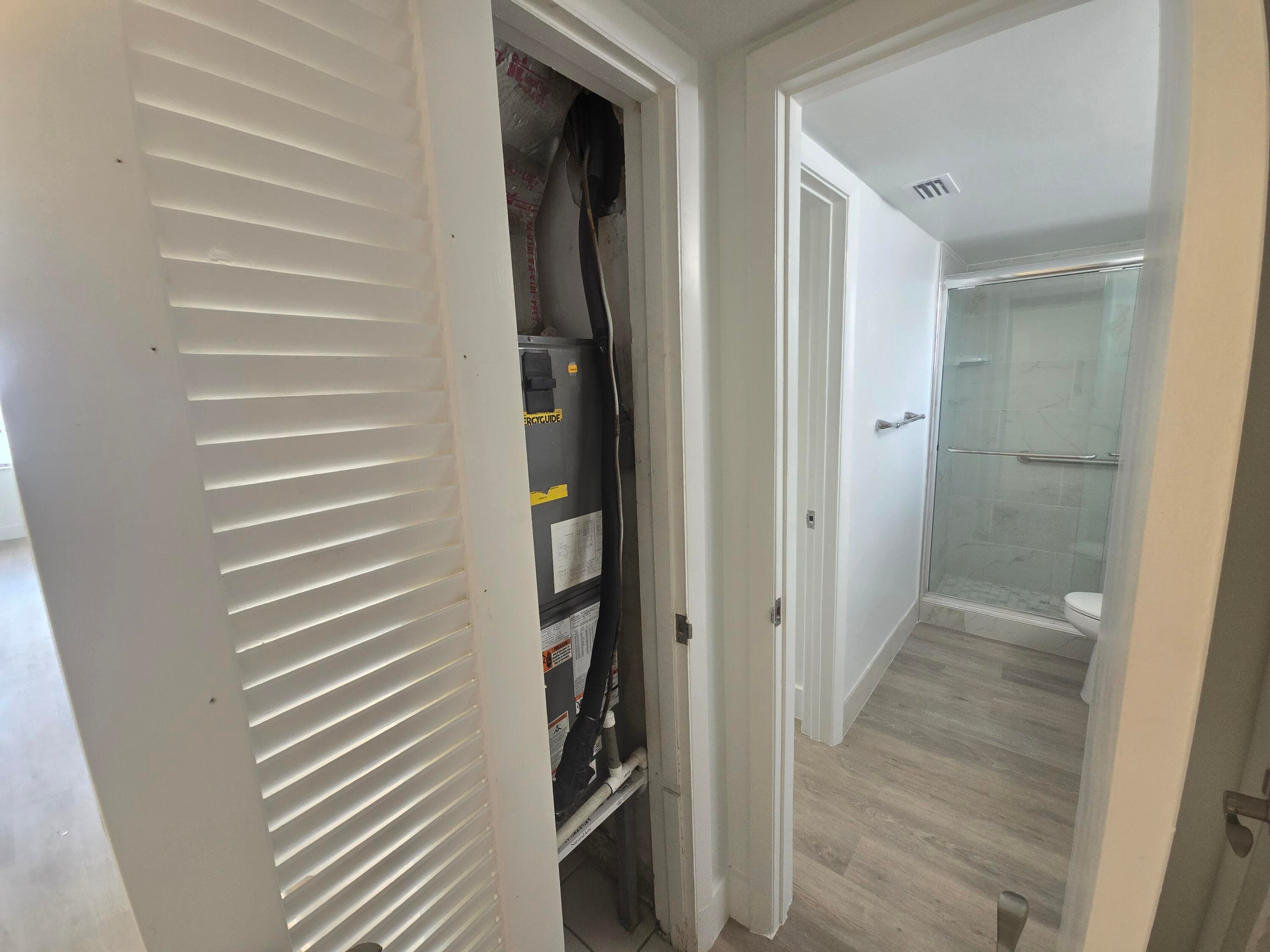 18555 NE 14th Avenue 709, Miami, FL 33179 — photo 4 of 48