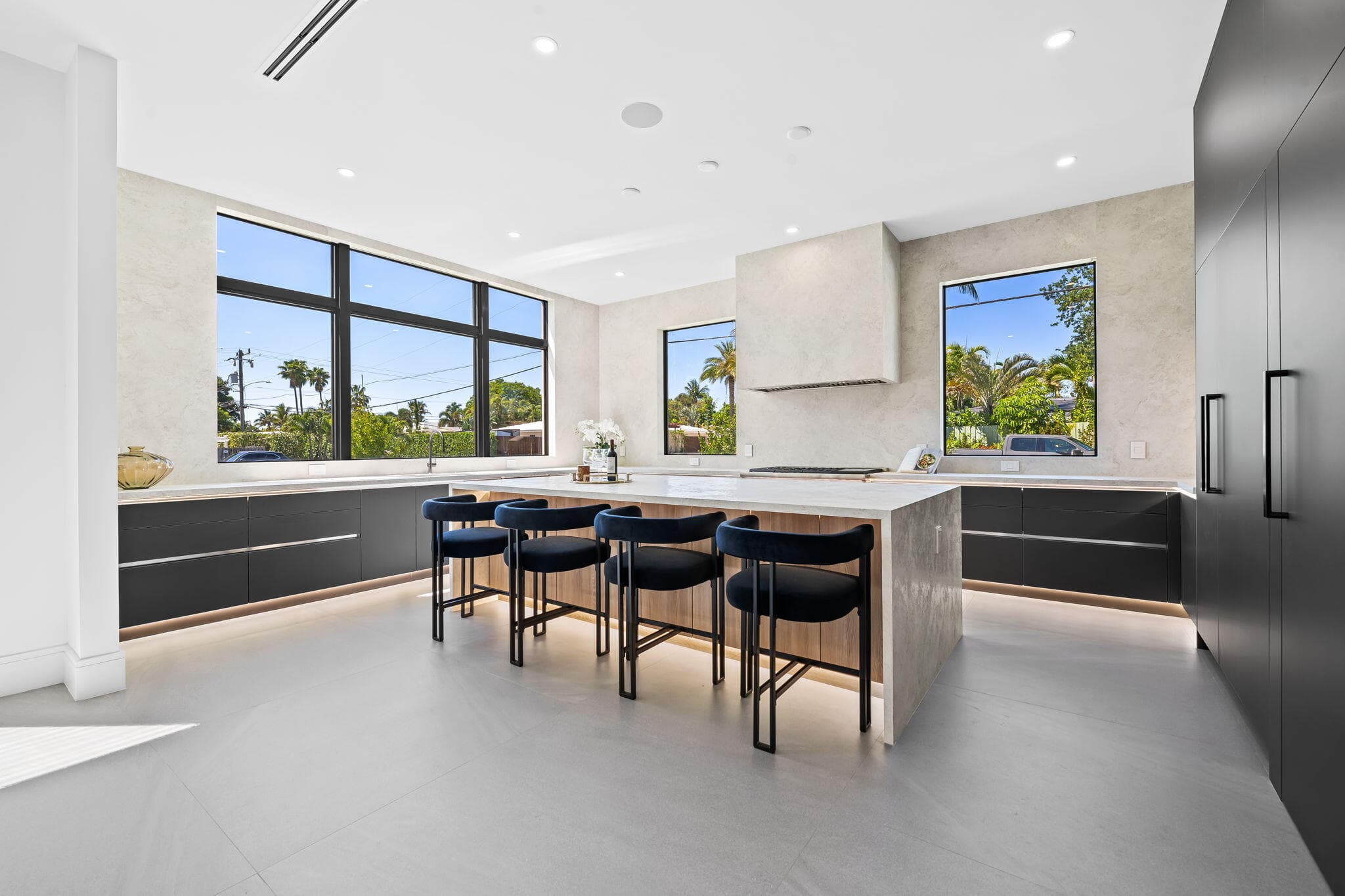 2625 NE 29th Court, Fort Lauderdale, FL 33306 — photo 10 of 64