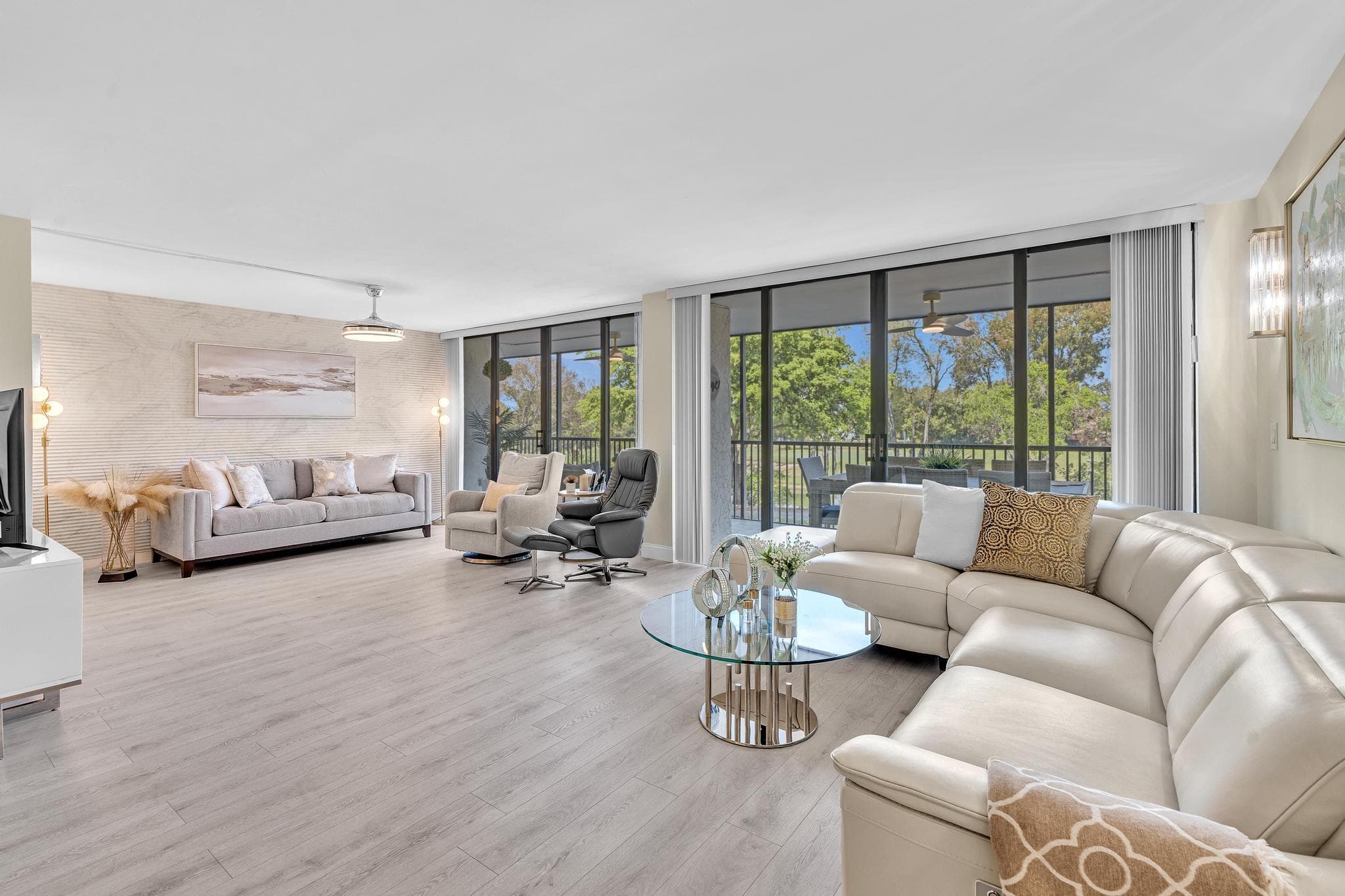 2804 N 46th Avenue C330, Hollywood, FL 33021 — photo 1 of 57