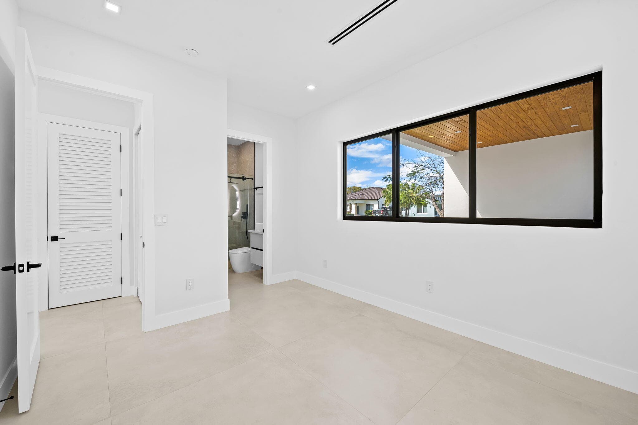 2324 SW 26th Street, Miami, FL 33133 — photo 10 of 45
