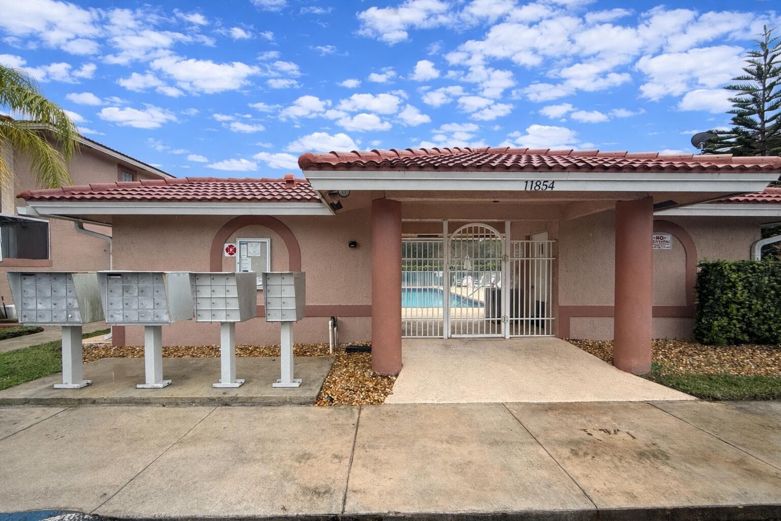 11824 Royal Palm Boulevard 11824, Coral Springs, FL 33065 — photo 14 of 15