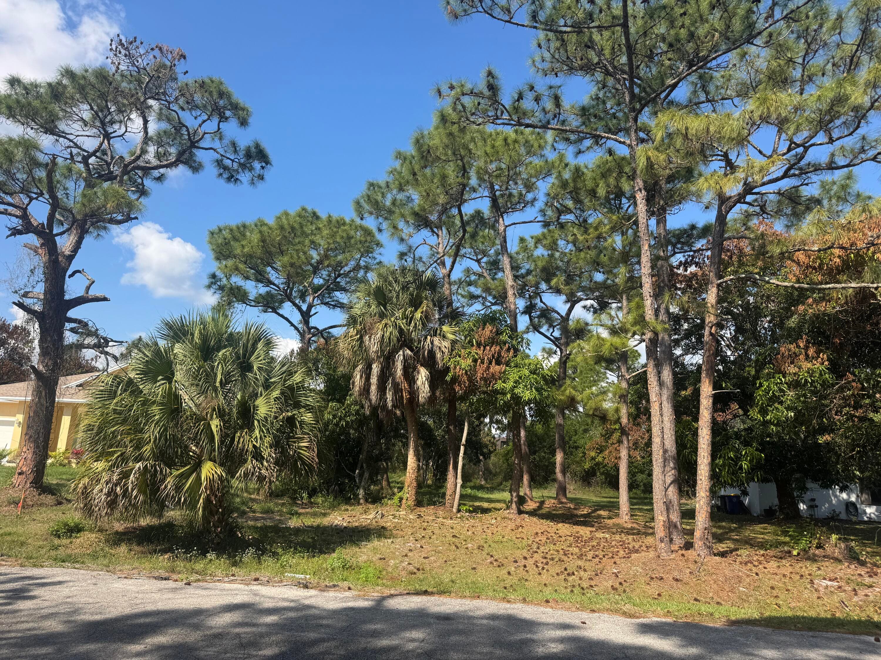 5866 SE Wesley Avenue, Stuart, FL 34997 — photo 1 of 6
