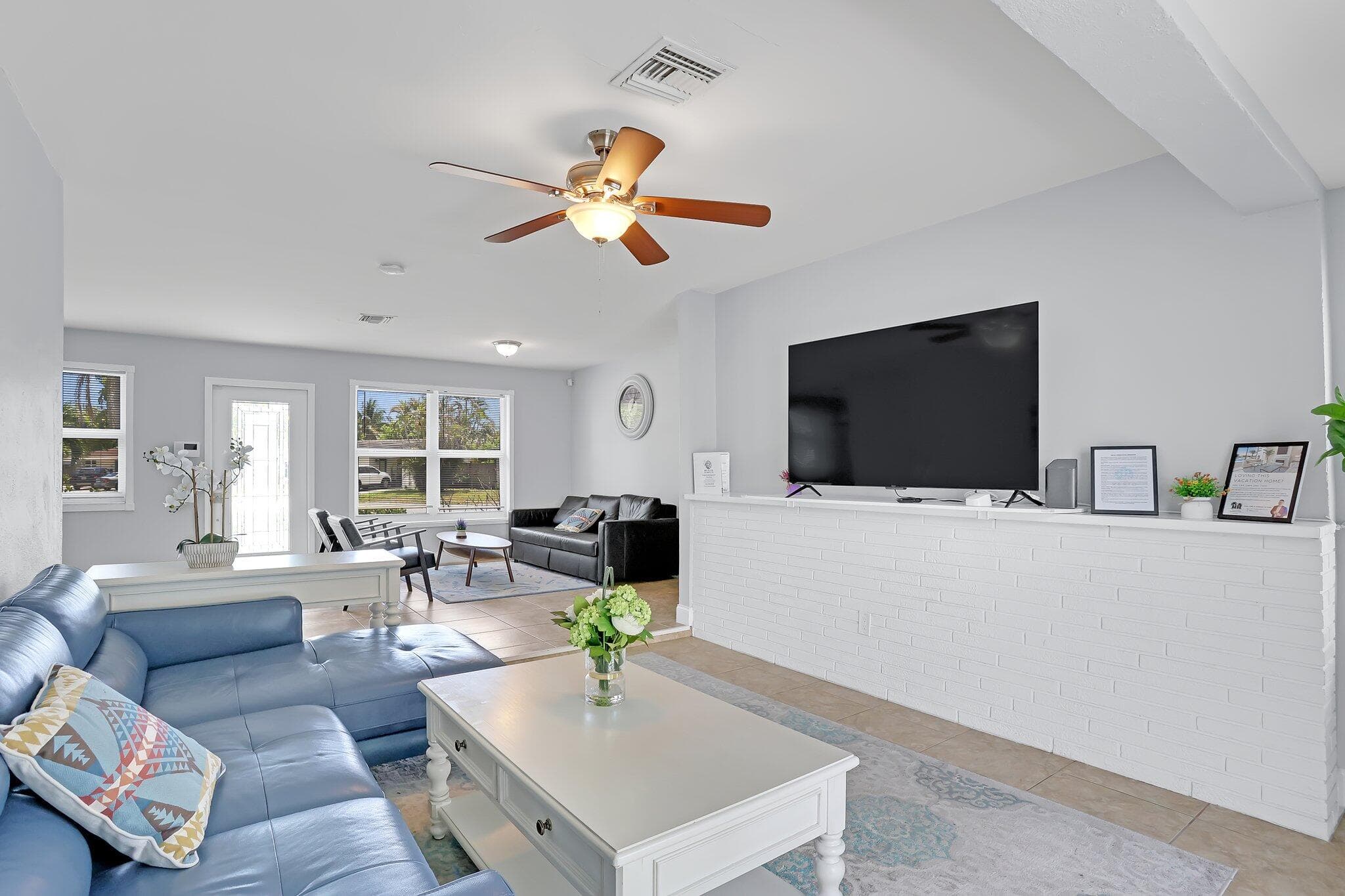 1325 SE 1st Avenue, Deerfield Beach, FL 33441 — photo 5 of 35
