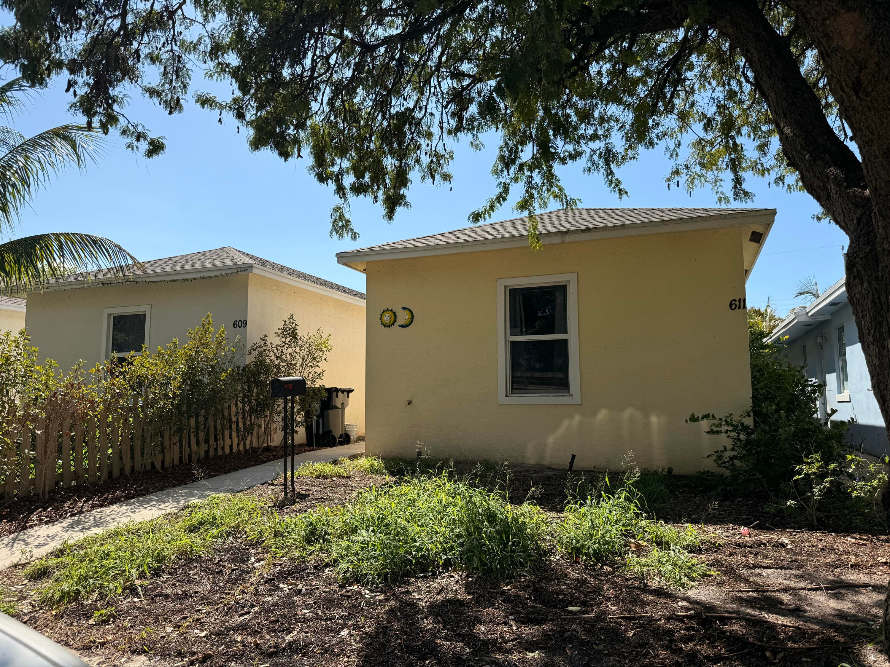 611 N F Street, Lake Worth Beach, FL 33460 — photo 2 of 12